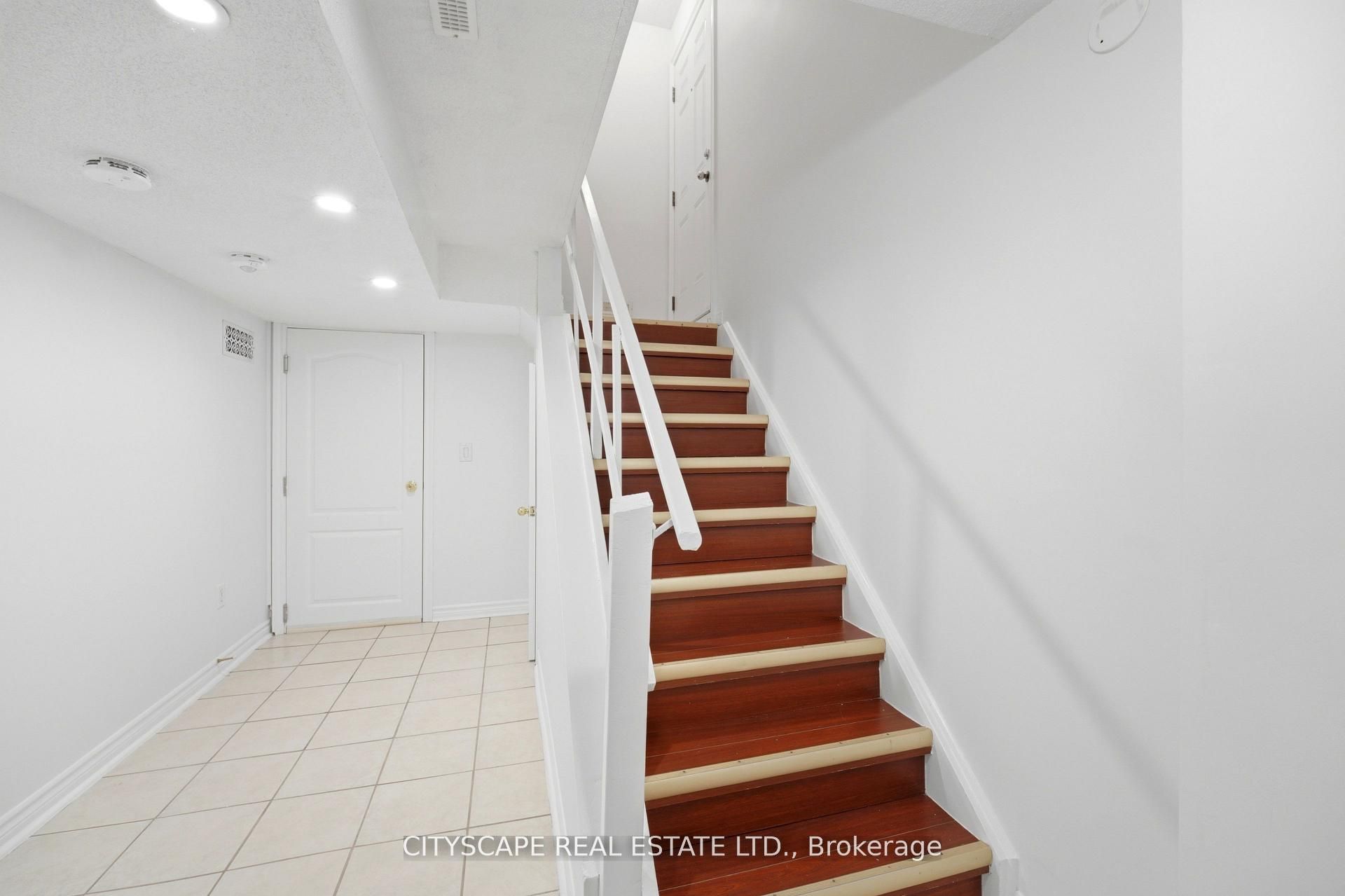 67 Buick Boulevard Bsmt Property Photo 2