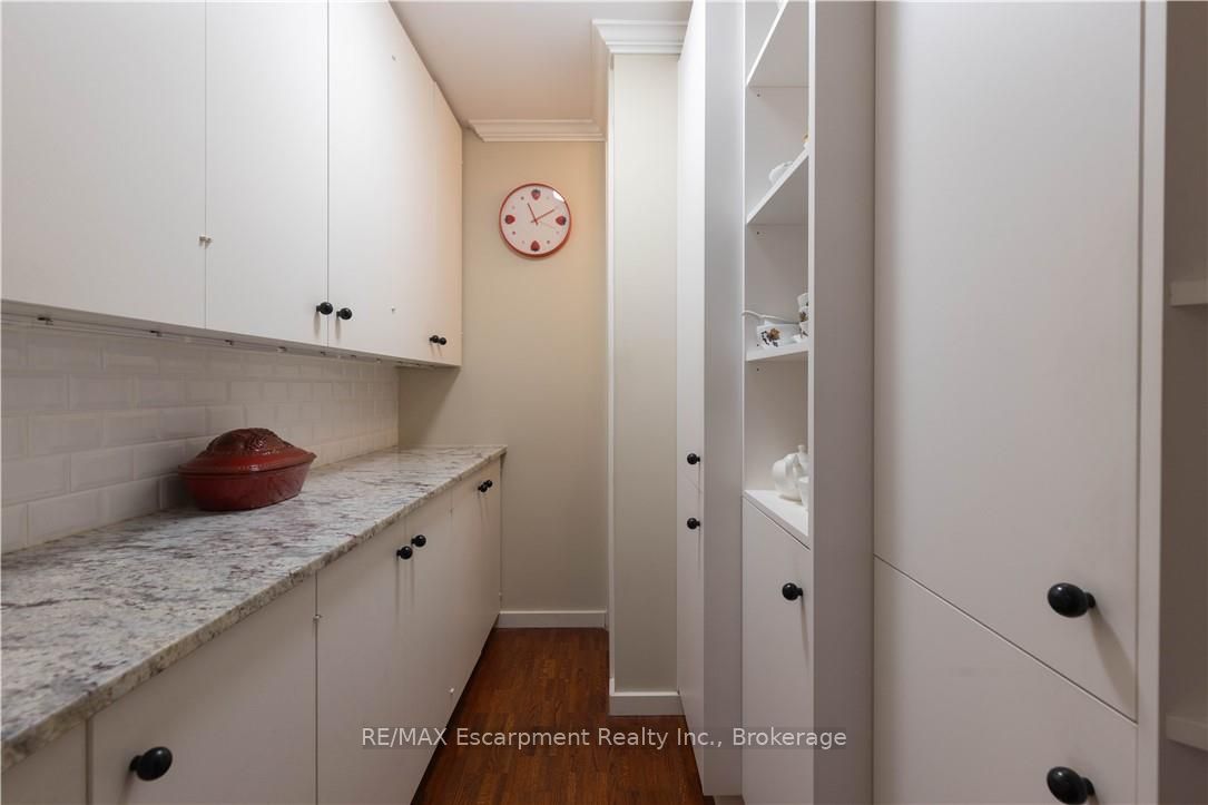 1168 Carey Road Property Photo 17