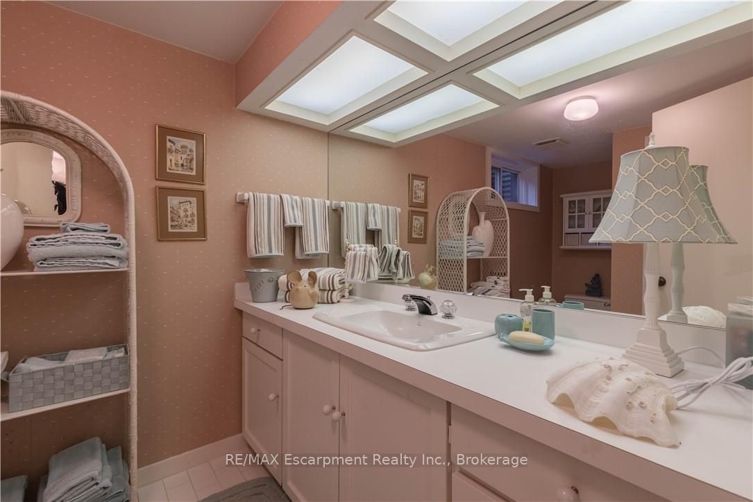 1168 Carey Road Property Photo 29