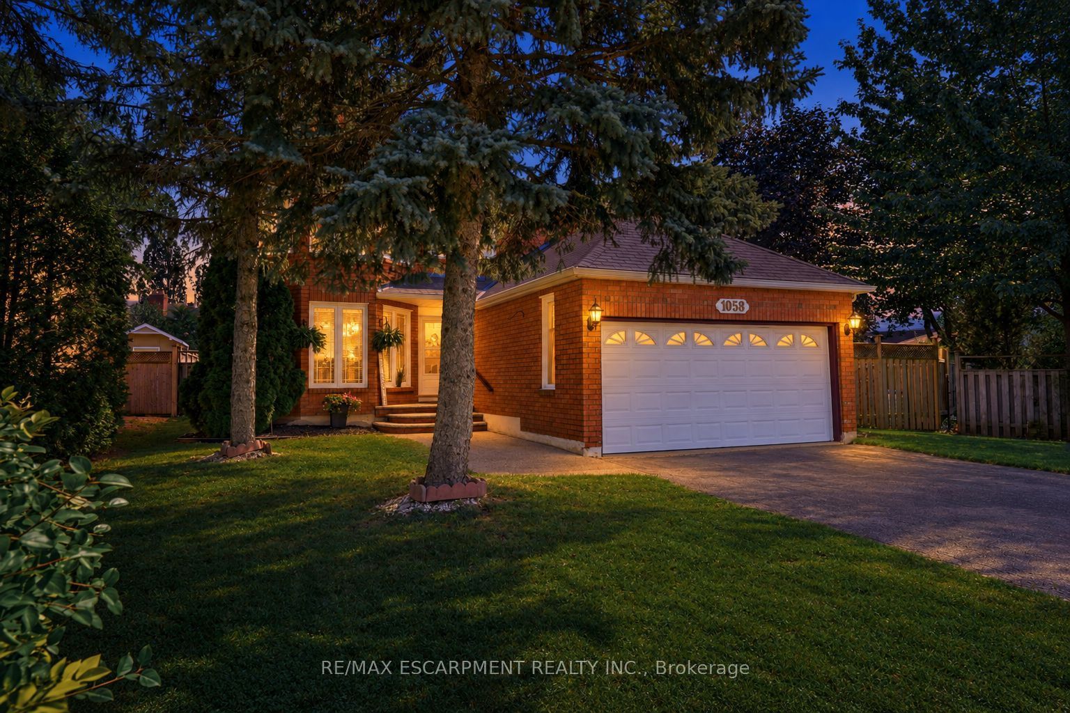 1058 Glenbrook Avenue Property Photo 2