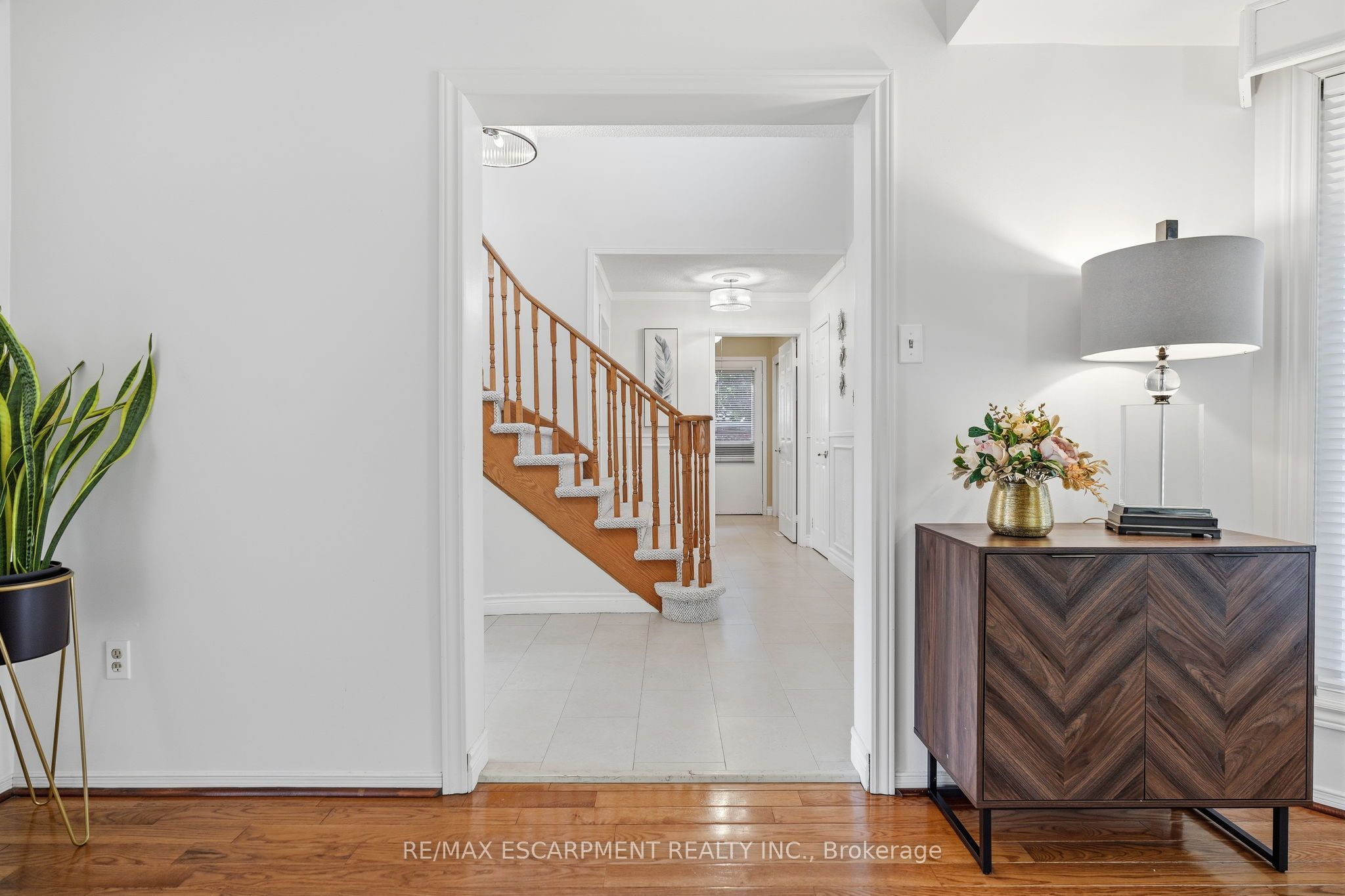 1058 Glenbrook Avenue Property Photo 15