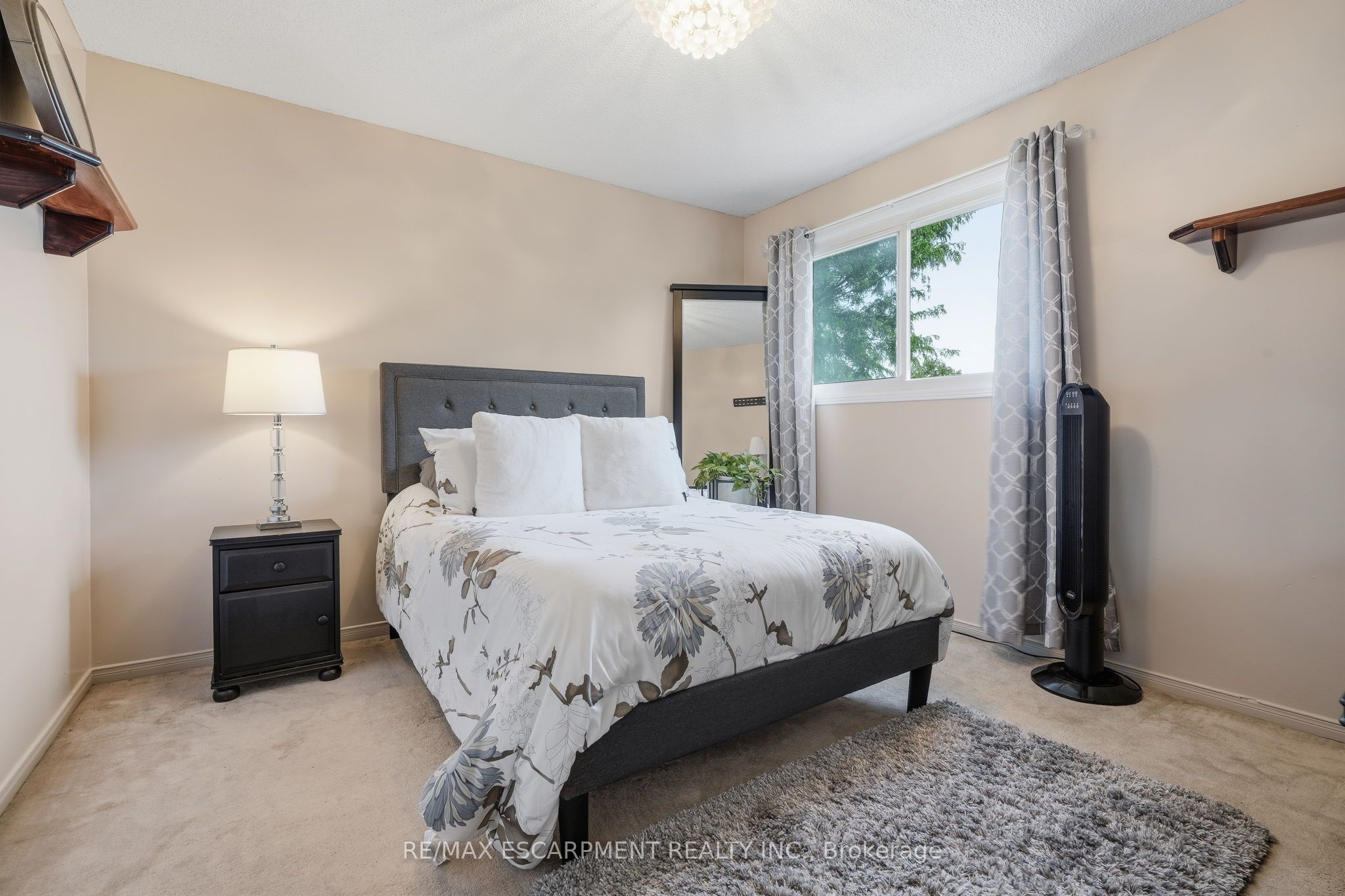 1058 Glenbrook Avenue Property Photo 23