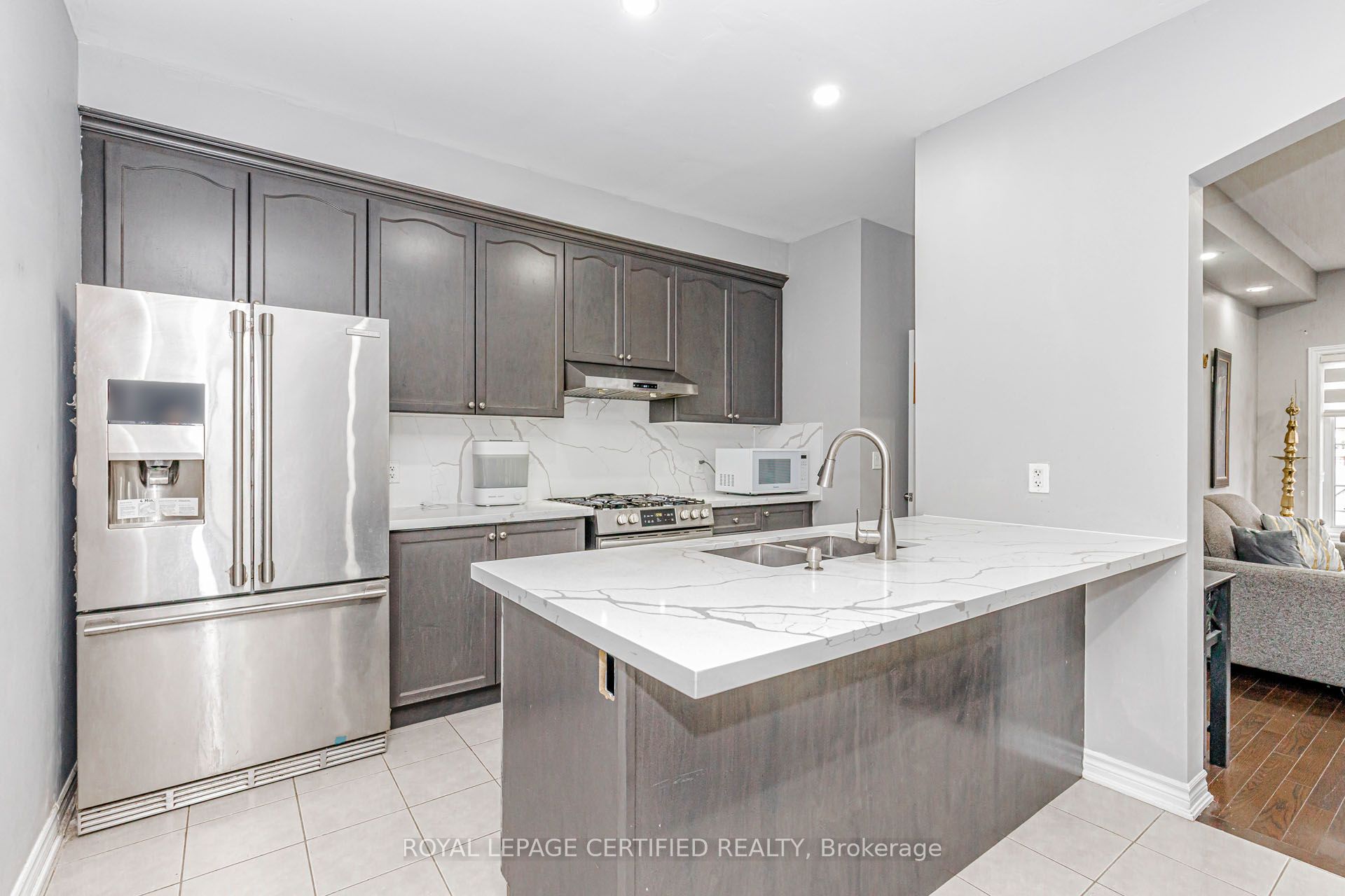 66 Hatton Court Property Photo 6