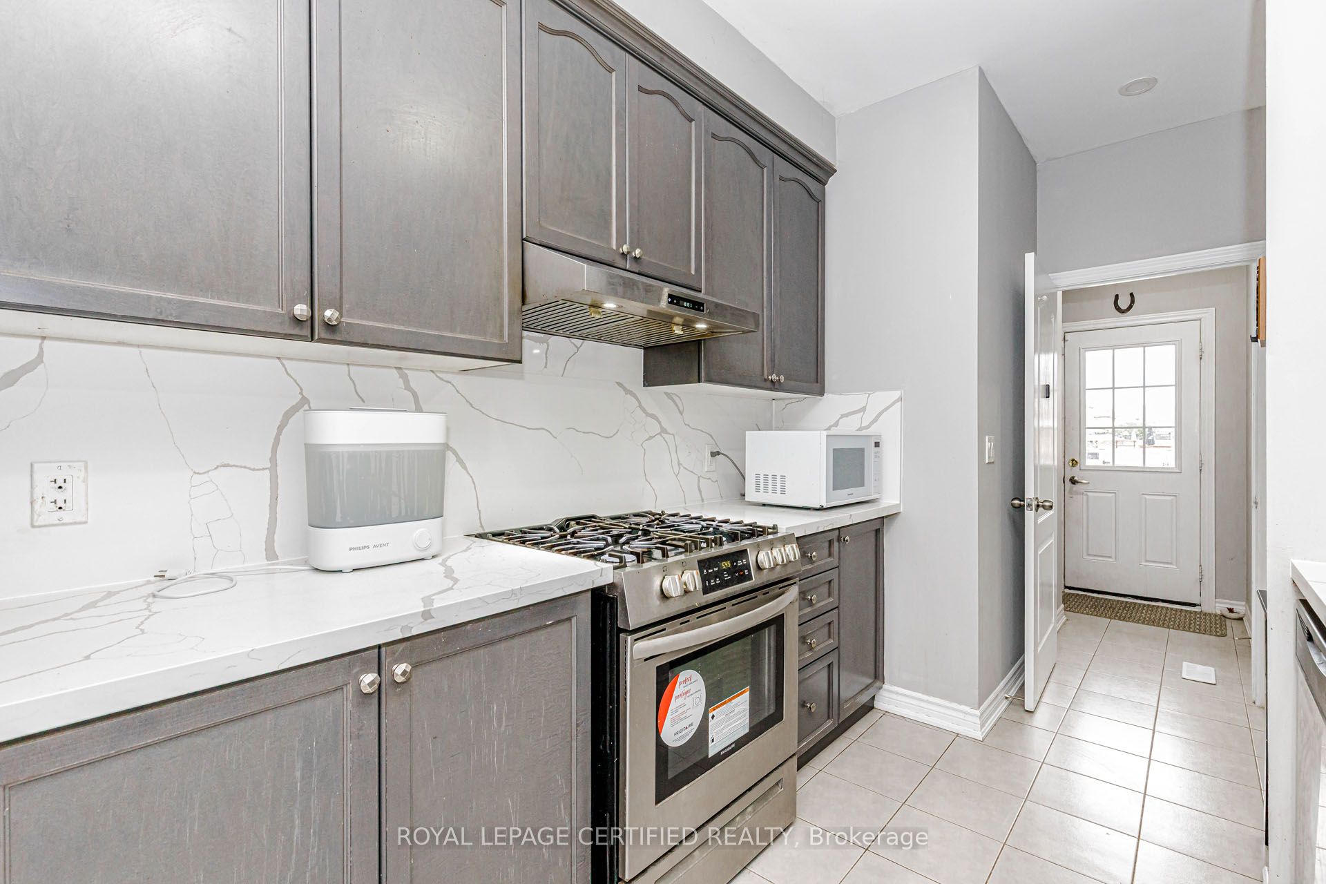 66 Hatton Court Property Photo 7