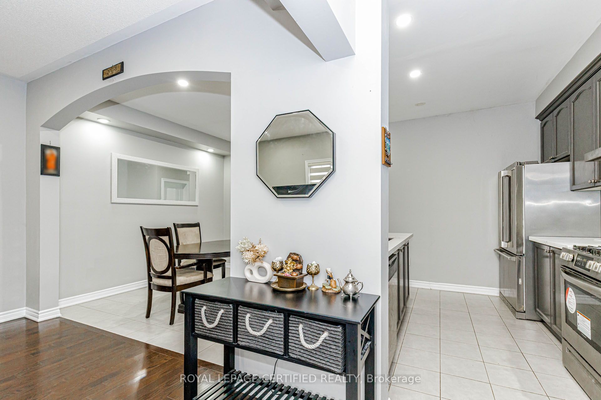 66 Hatton Court Property Photo 10