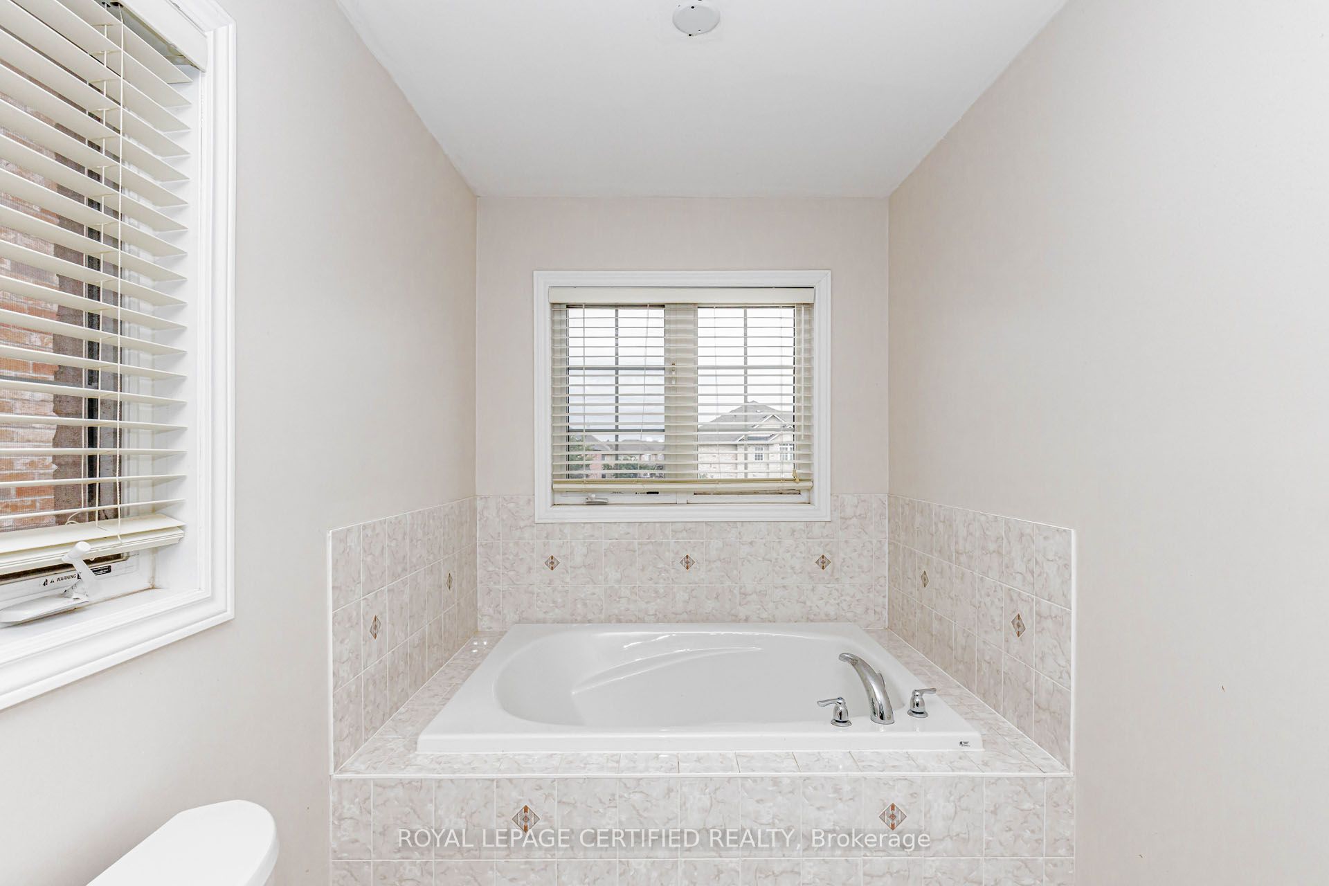 66 Hatton Court Property Photo 19