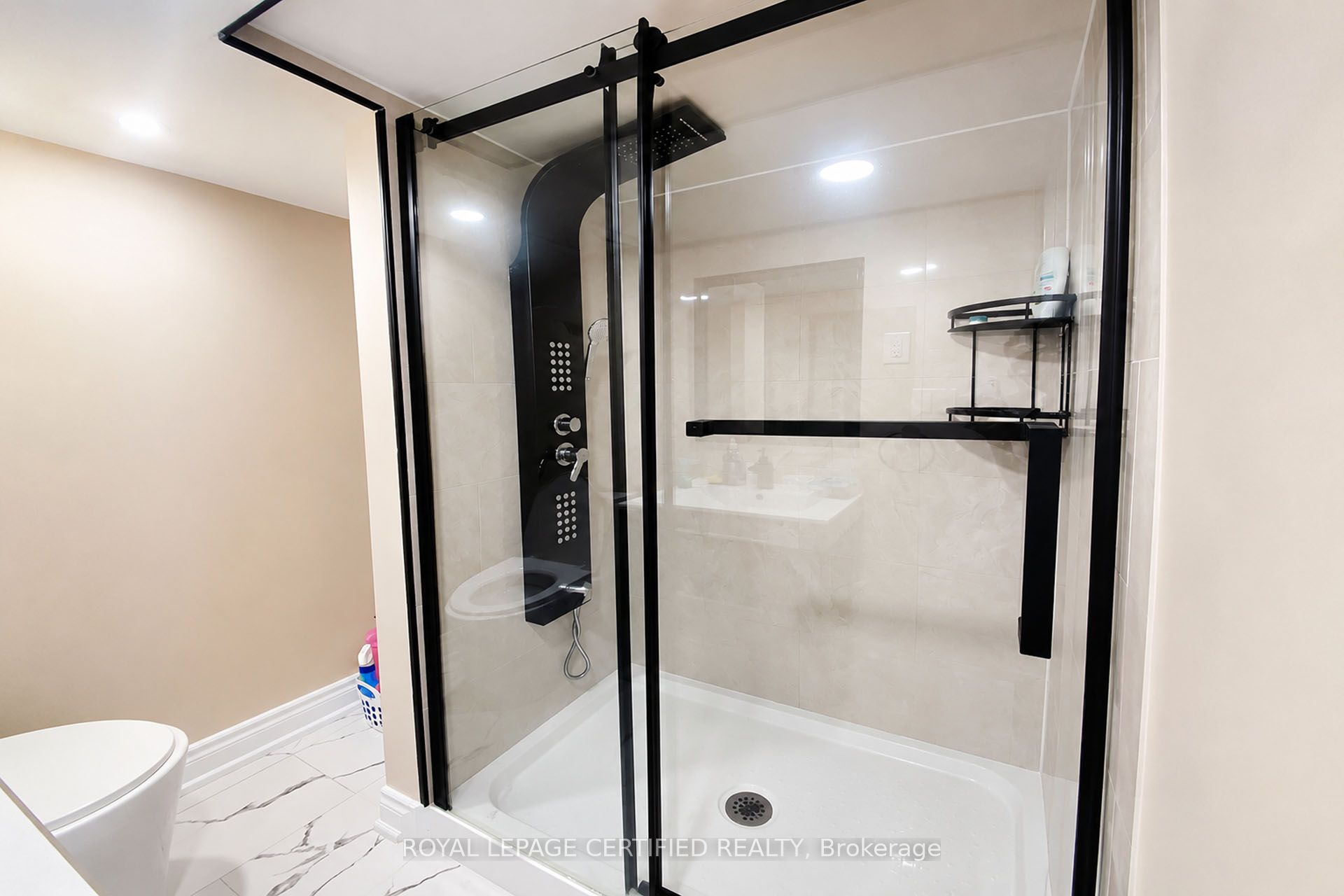 66 Hatton Court Property Photo 28