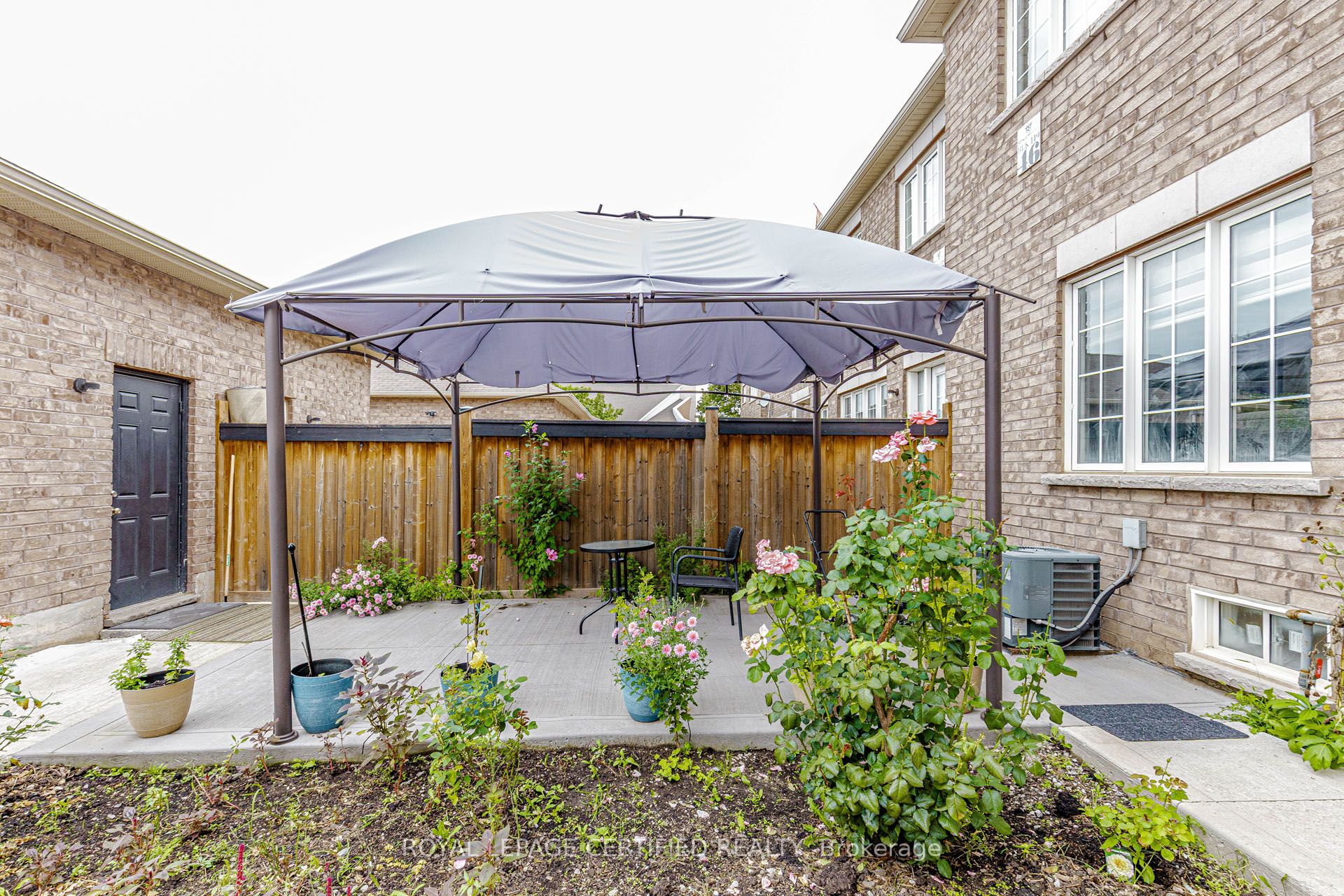 66 Hatton Court Property Photo 33