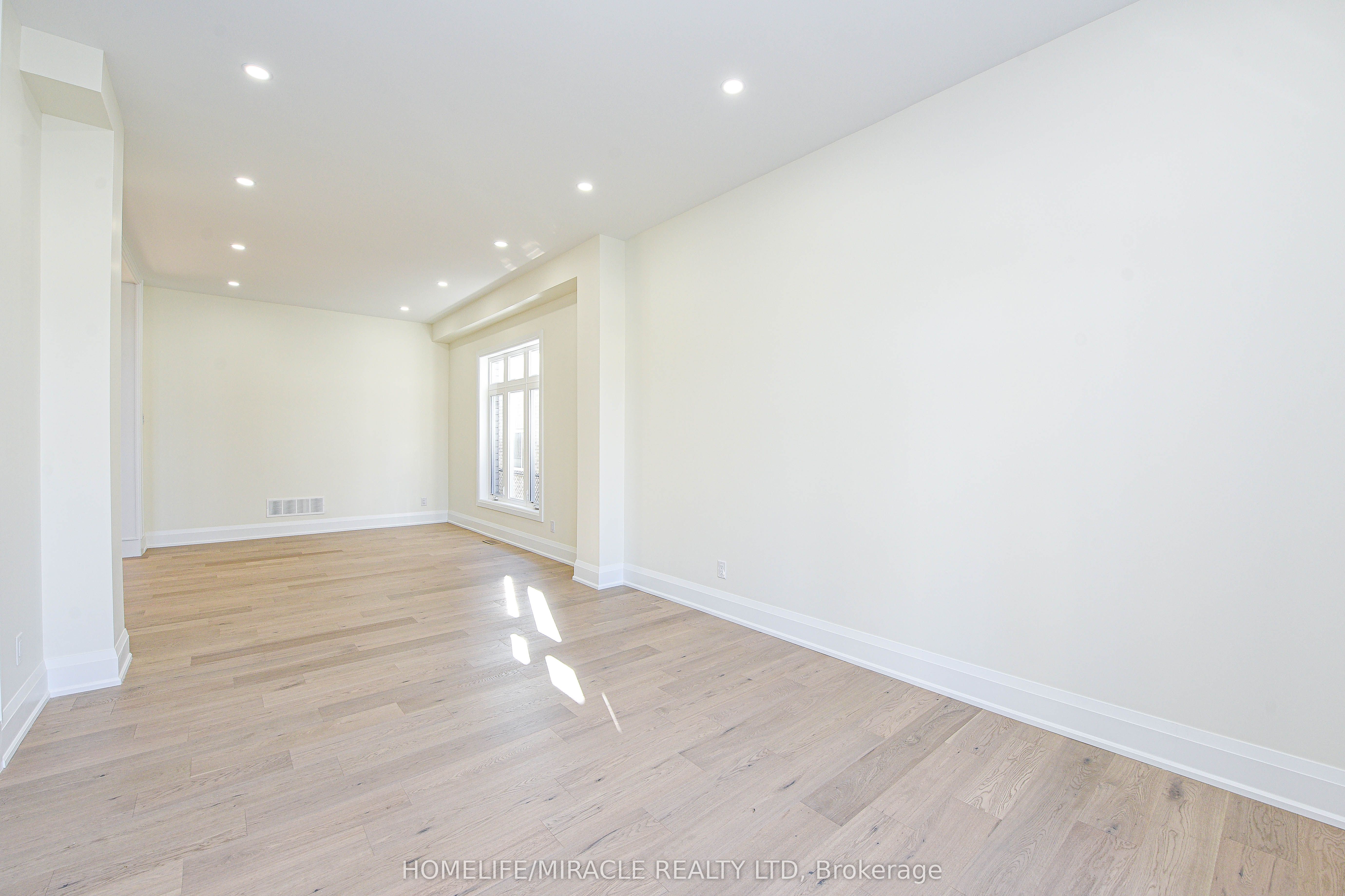 11 Hillcrest Avenue Property Photo 34