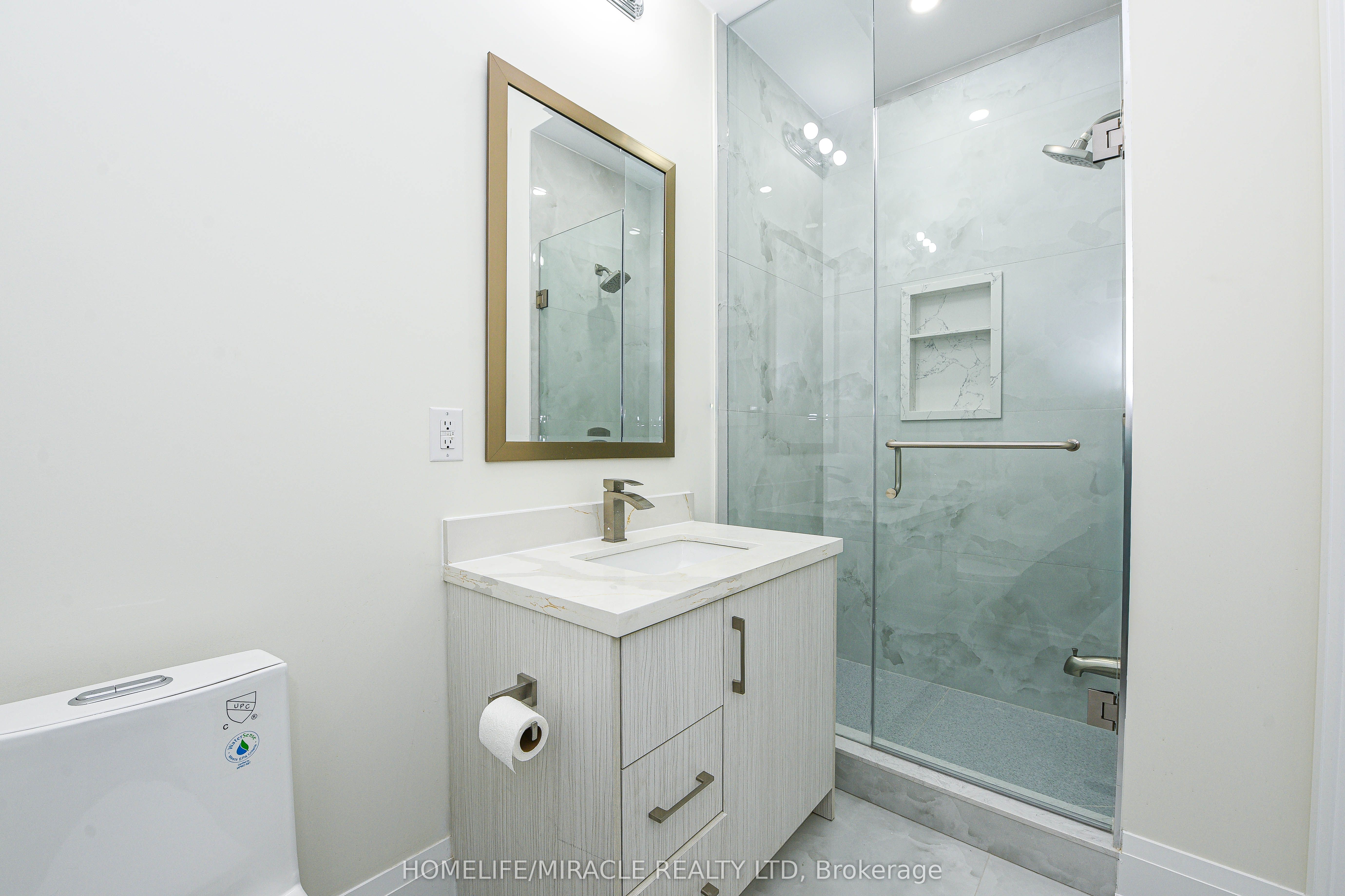 11 Hillcrest Avenue Property Photo 43