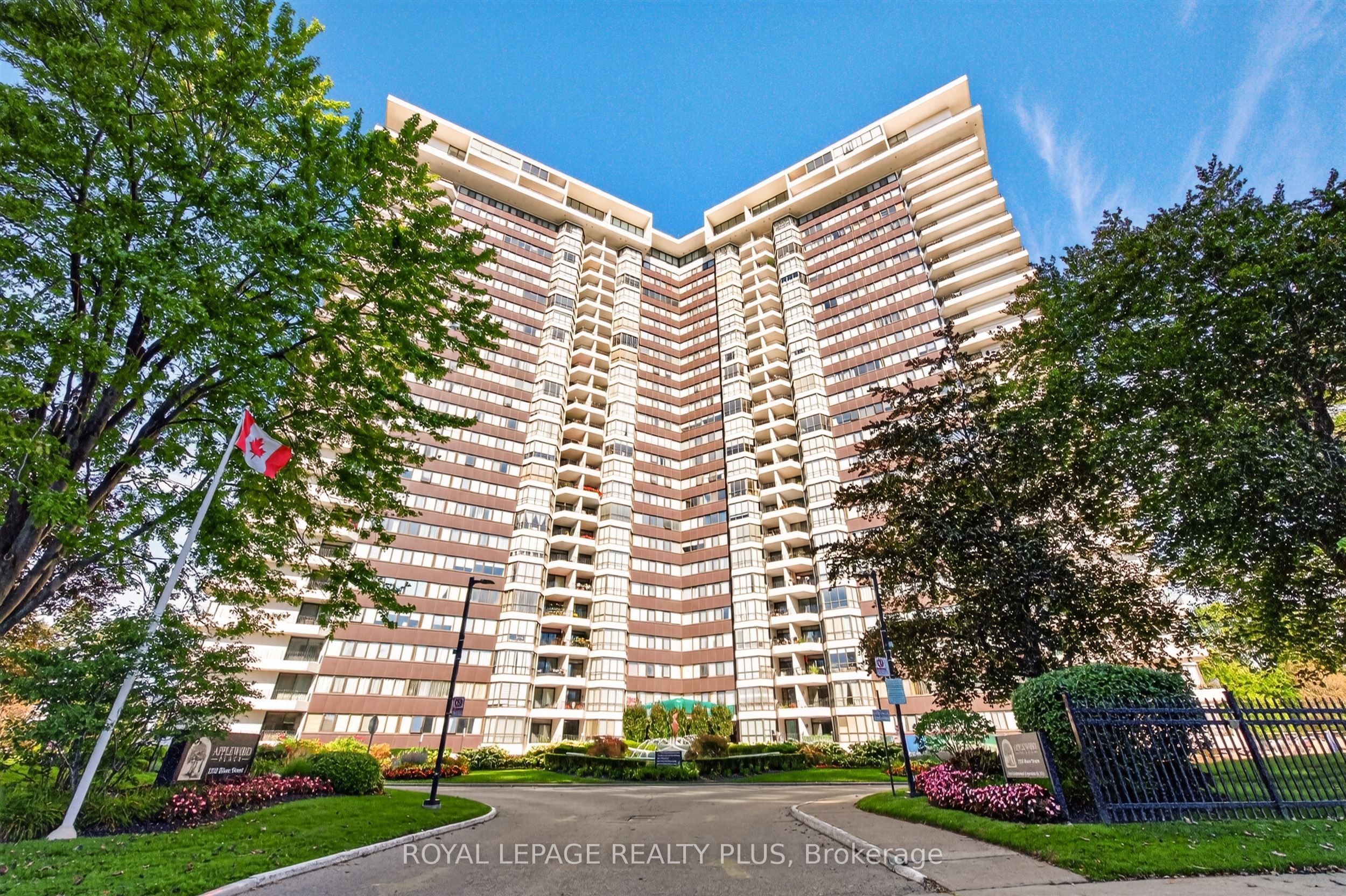 1333 Bloor Street 1608 Property Photo 1