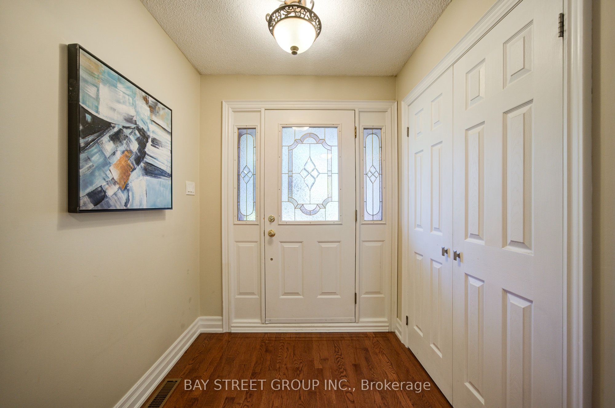1348 Windrush Drive Property Photo 2