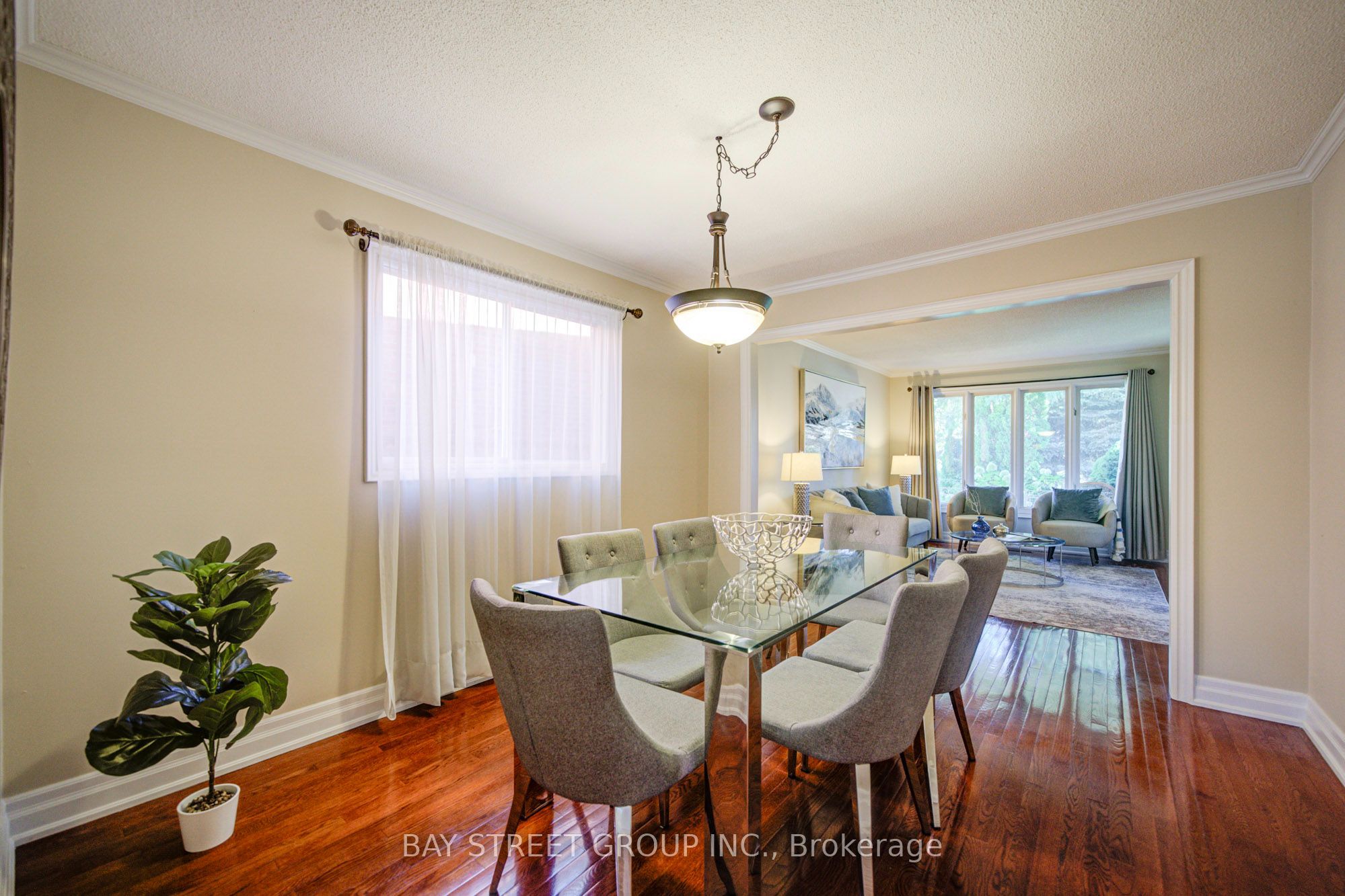 1348 Windrush Drive Property Photo 9