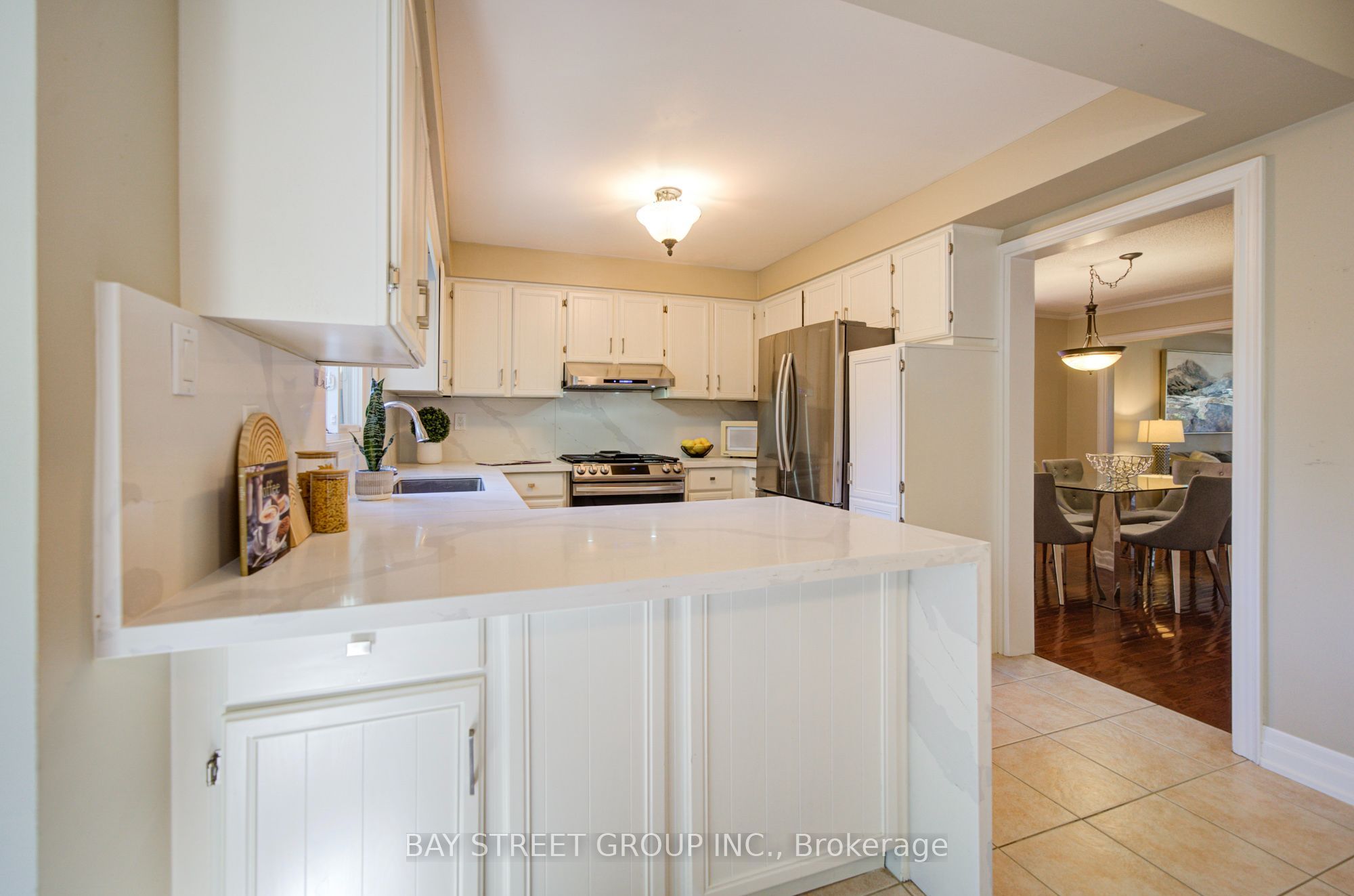 1348 Windrush Drive Property Photo 12