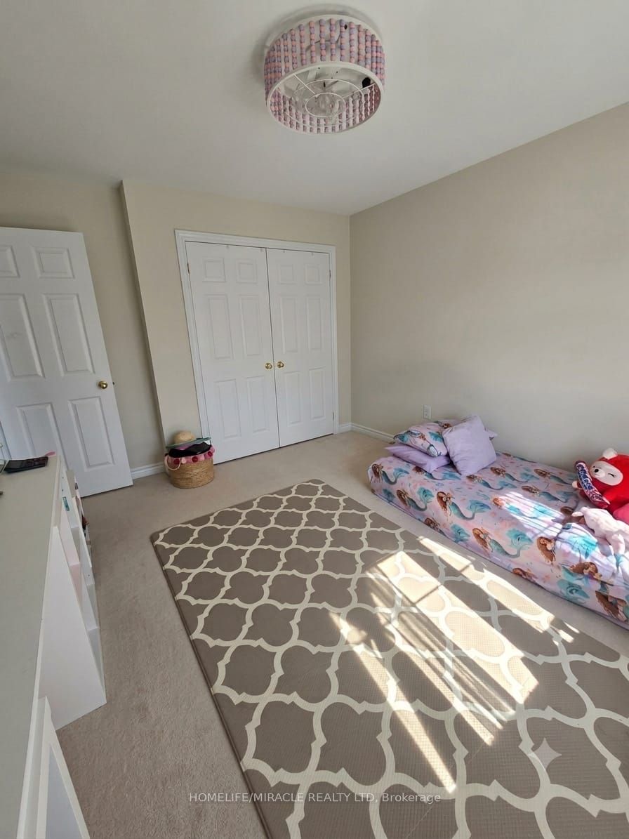 3275 Stalybridge Drive 30 Property Photo 24