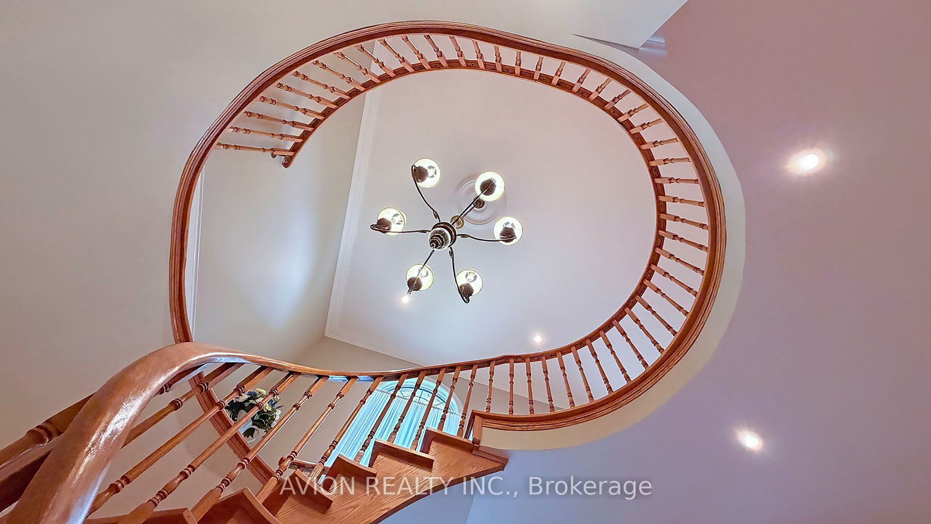 2068 Nipigon Drive Property Photo 19