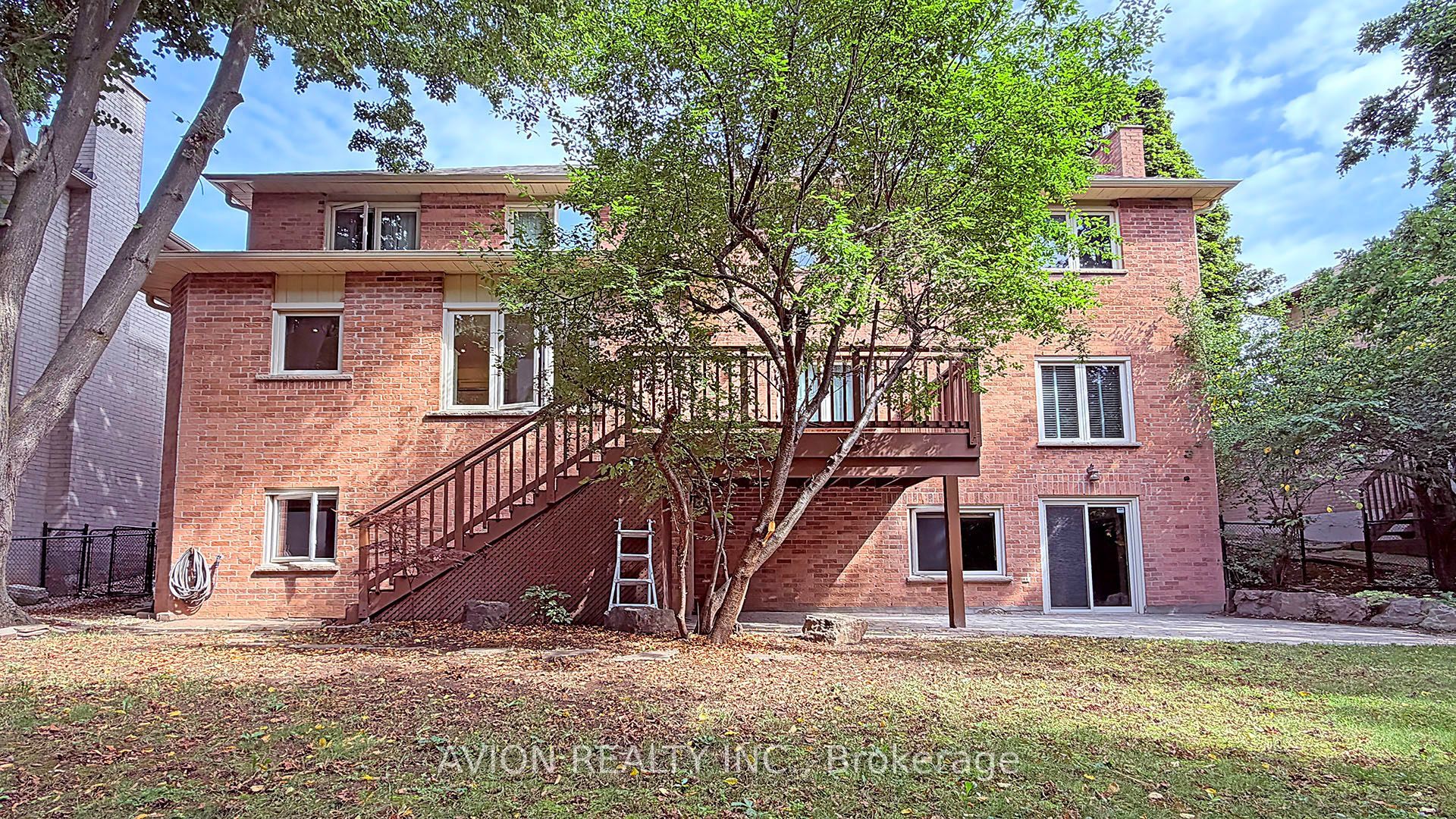 2068 Nipigon Drive Property Photo 37