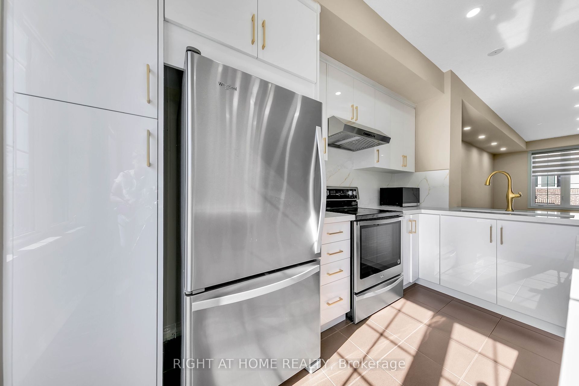 397 Hardwick Common Property Photo 11