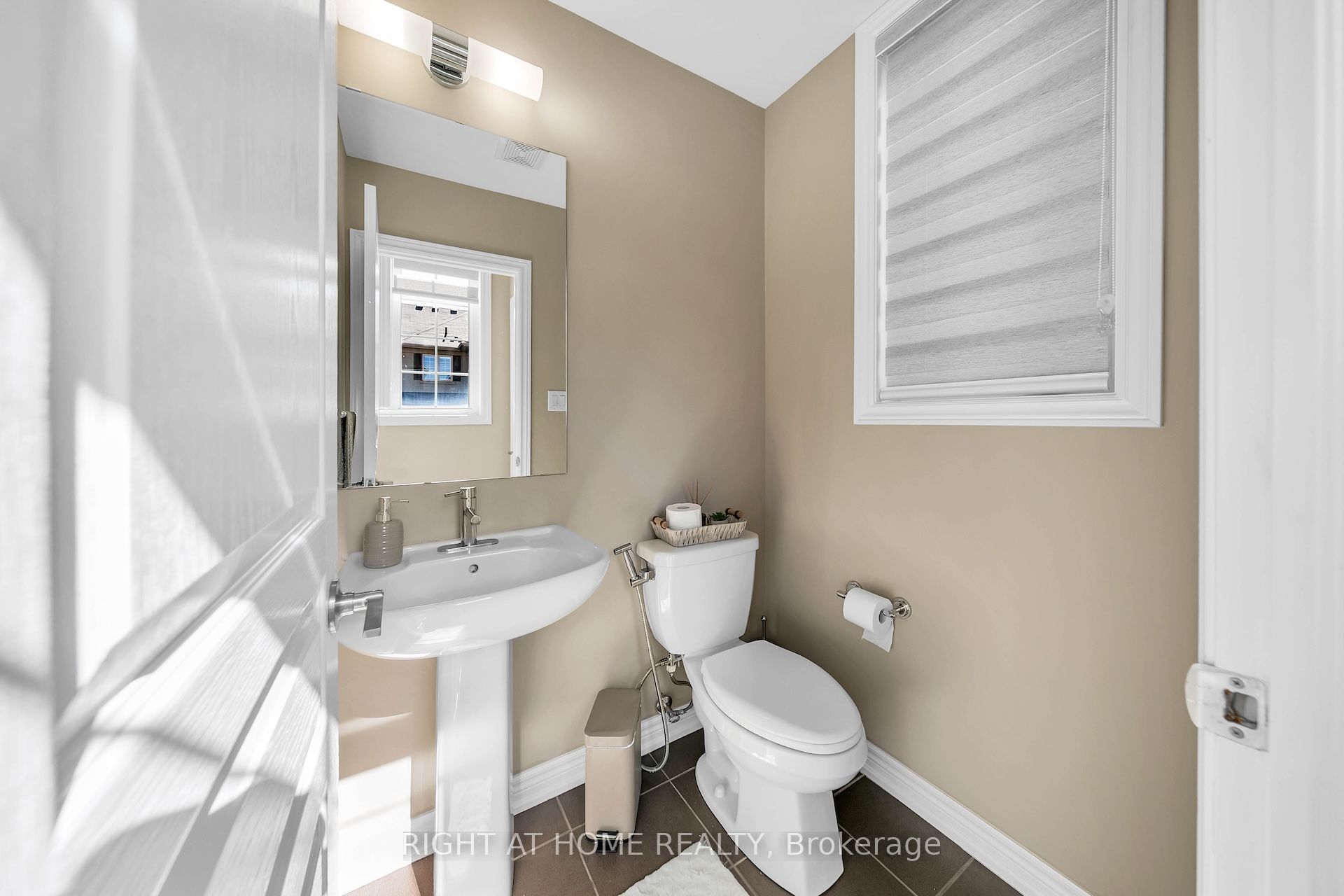 397 Hardwick Common Property Photo 17