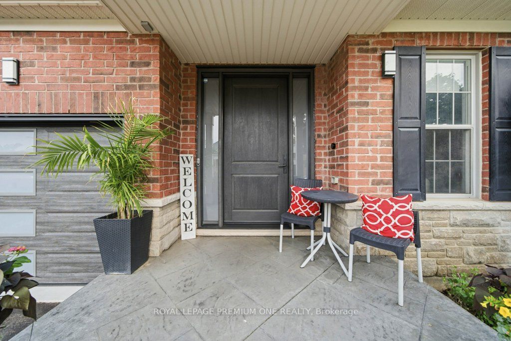 14 Atchison Drive Property Photo 2