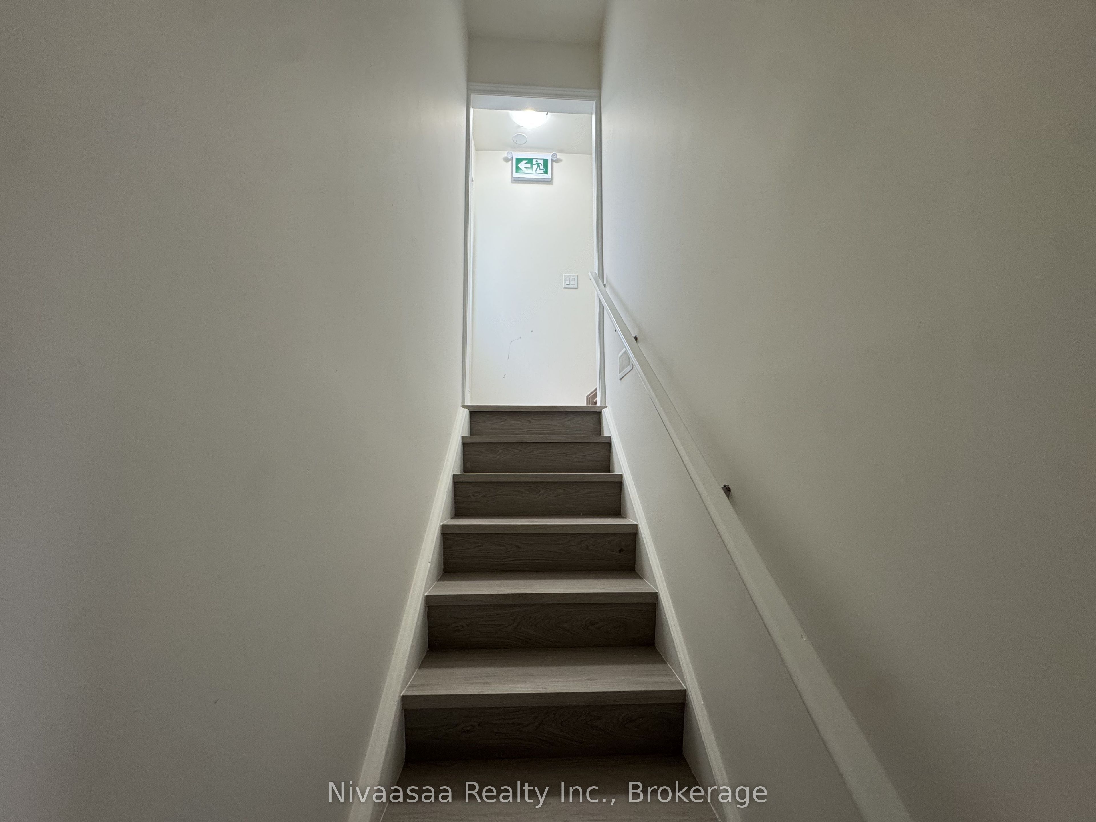 39 Petch Avenue Basement Property Photo 4