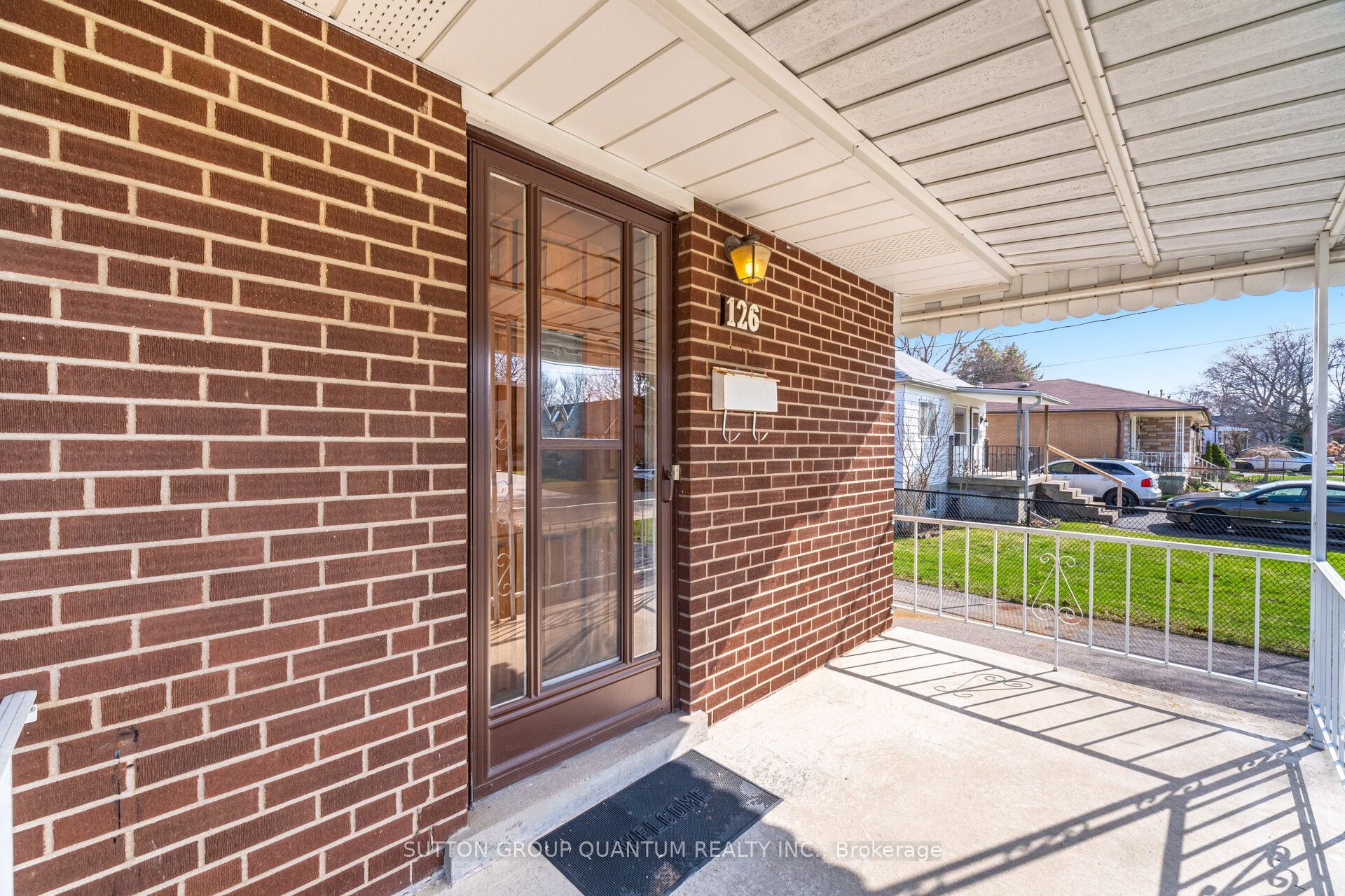 126 Angelene Street Property Photo 3