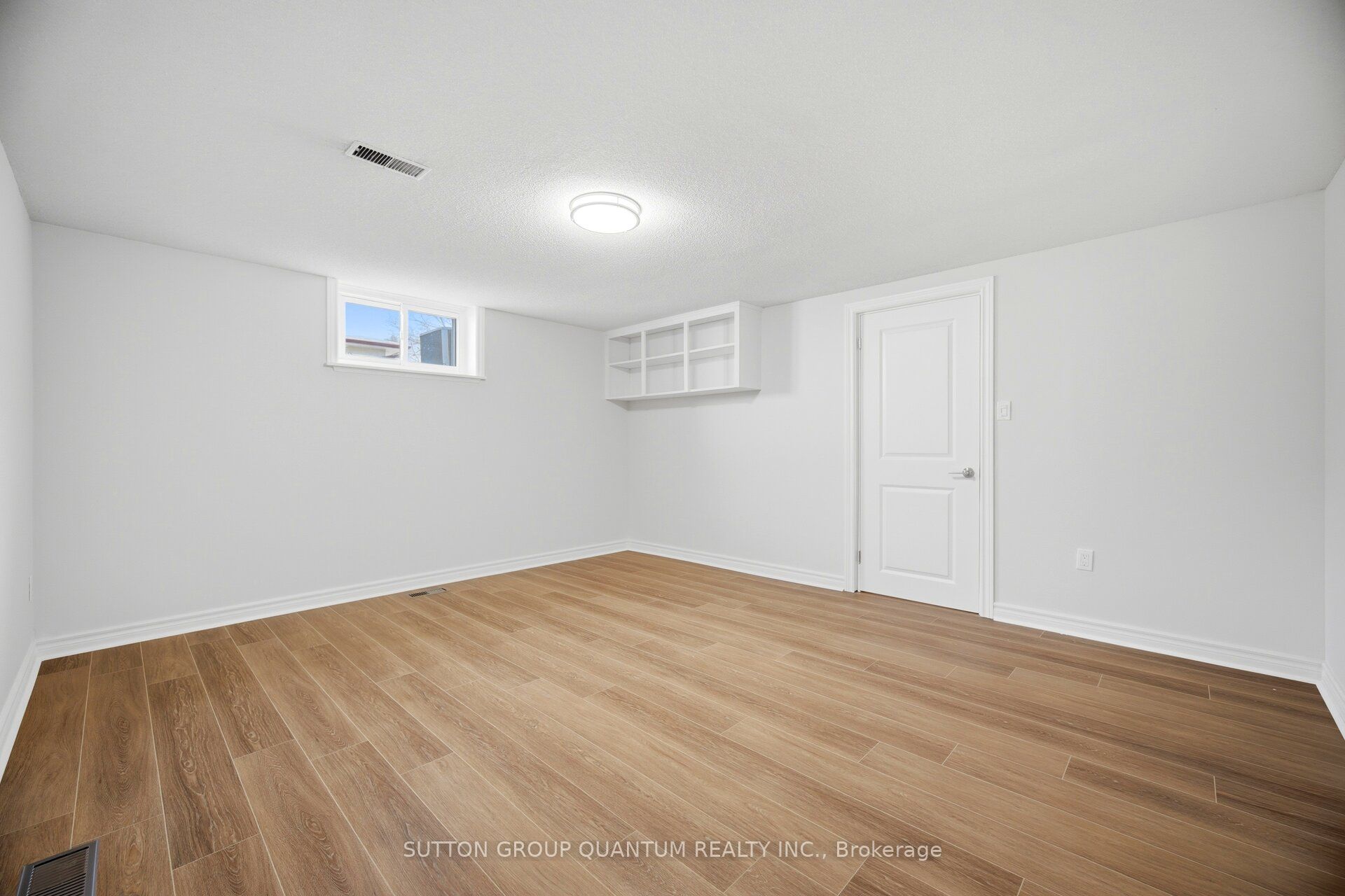 126 Angelene Street Property Photo 29