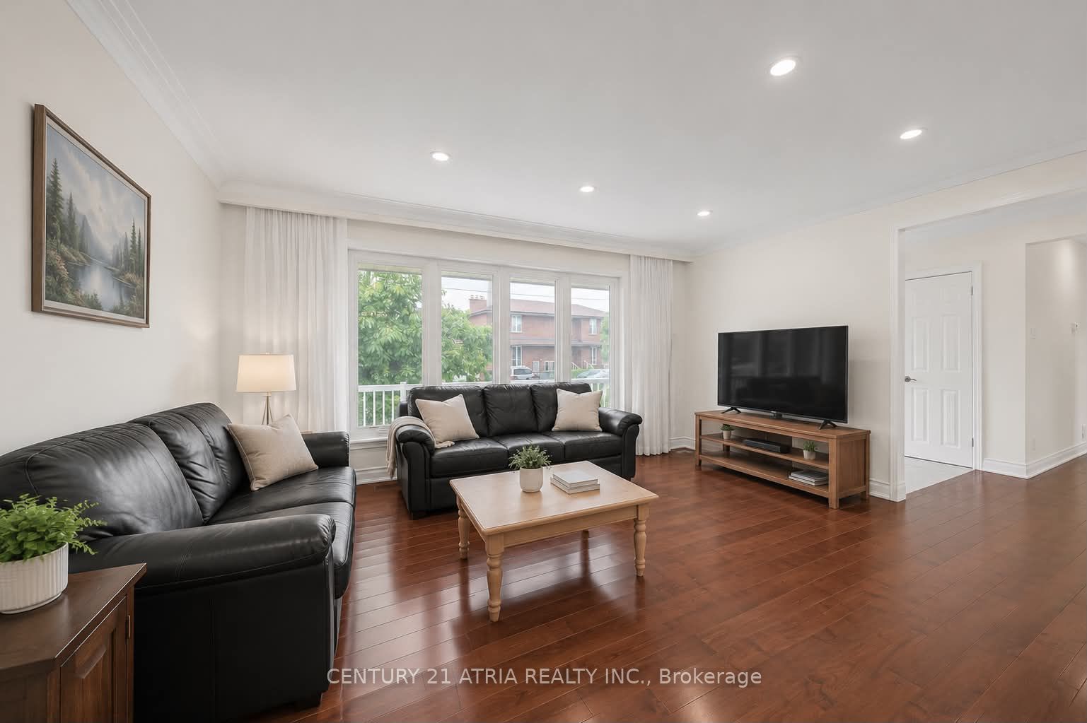 110 Harding Avenue Property Photo 6