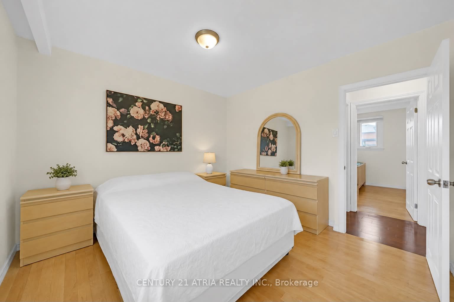 110 Harding Avenue Property Photo 12