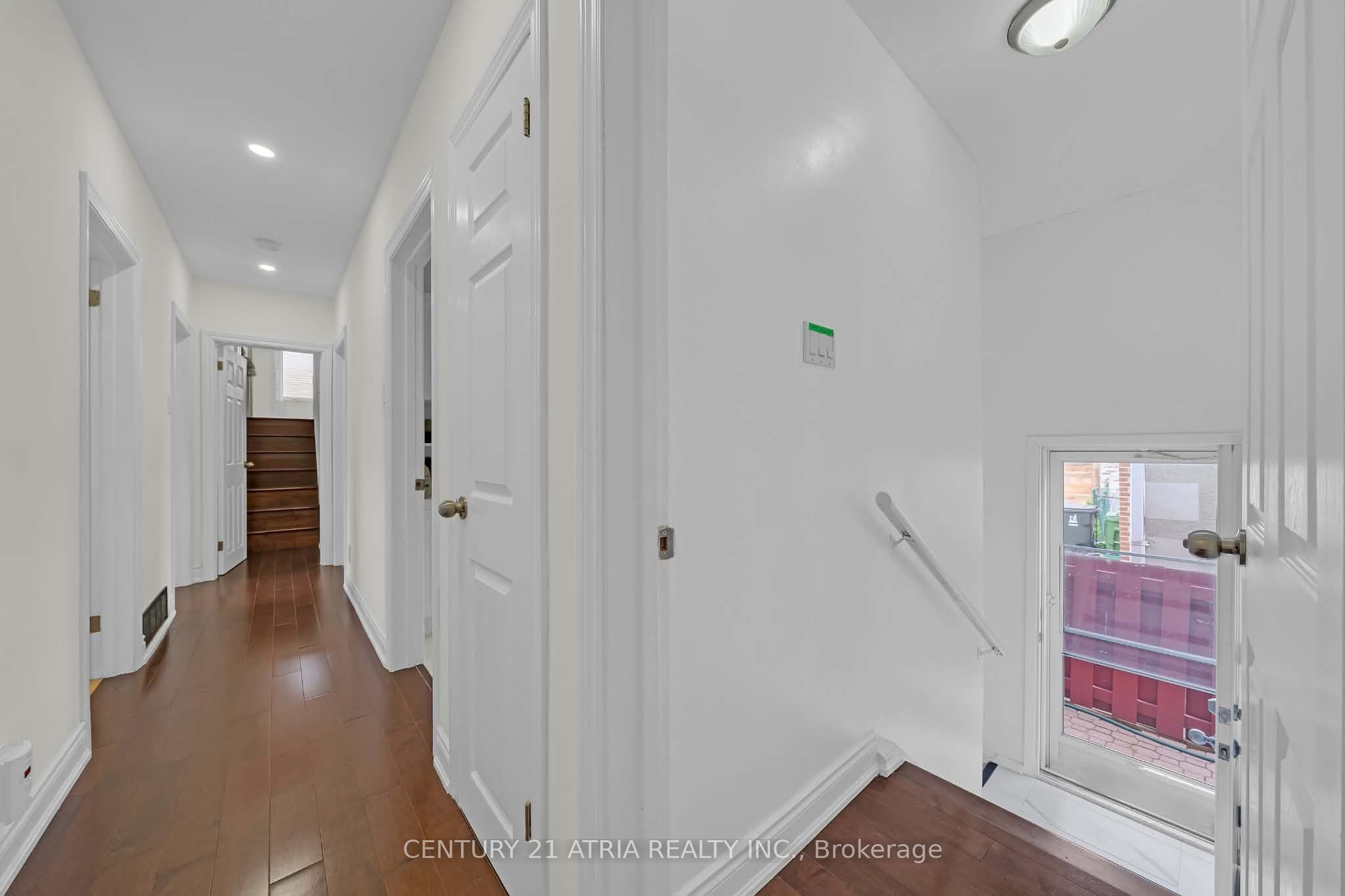 110 Harding Avenue Property Photo 13