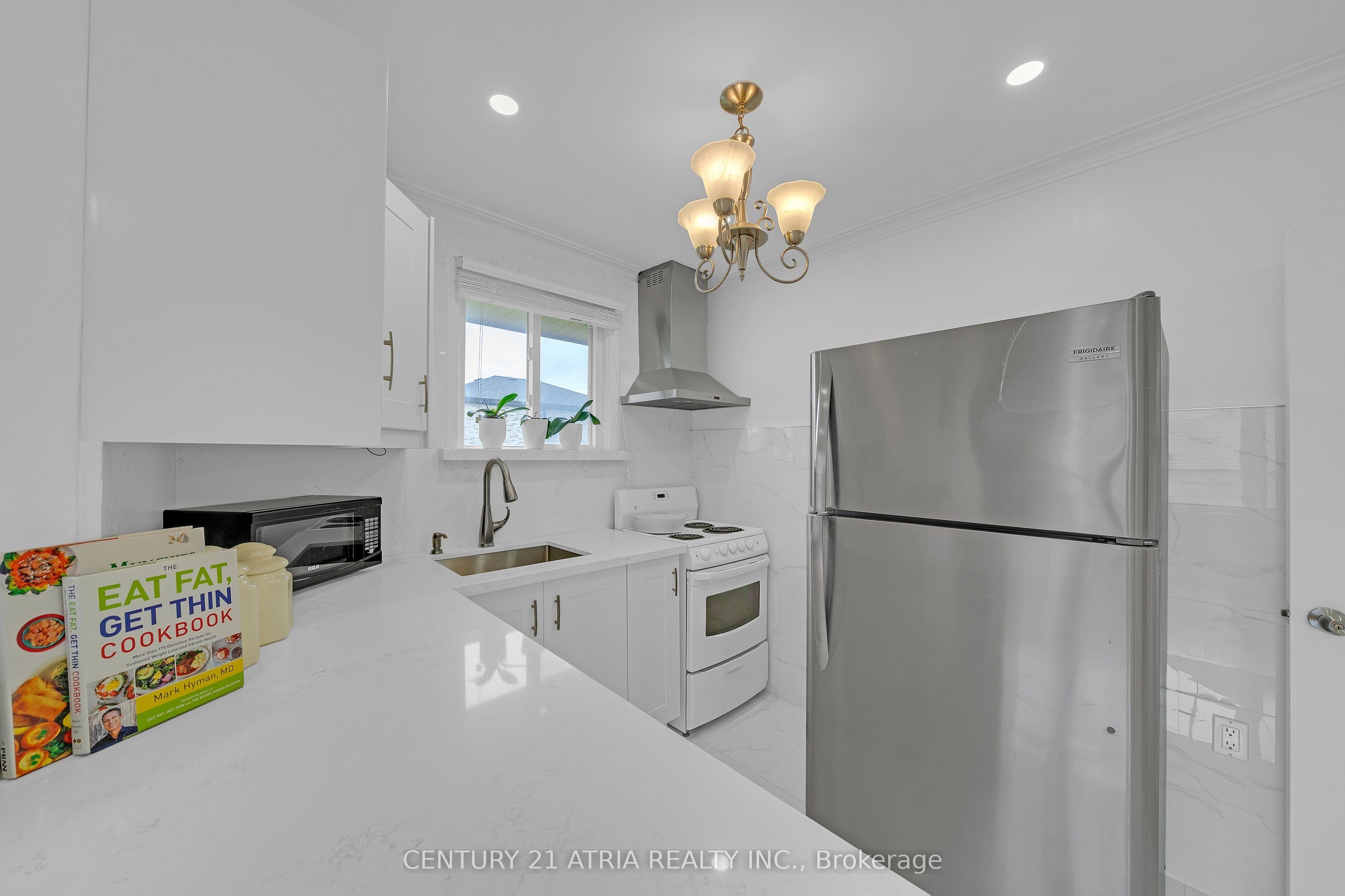 110 Harding Avenue Property Photo 16