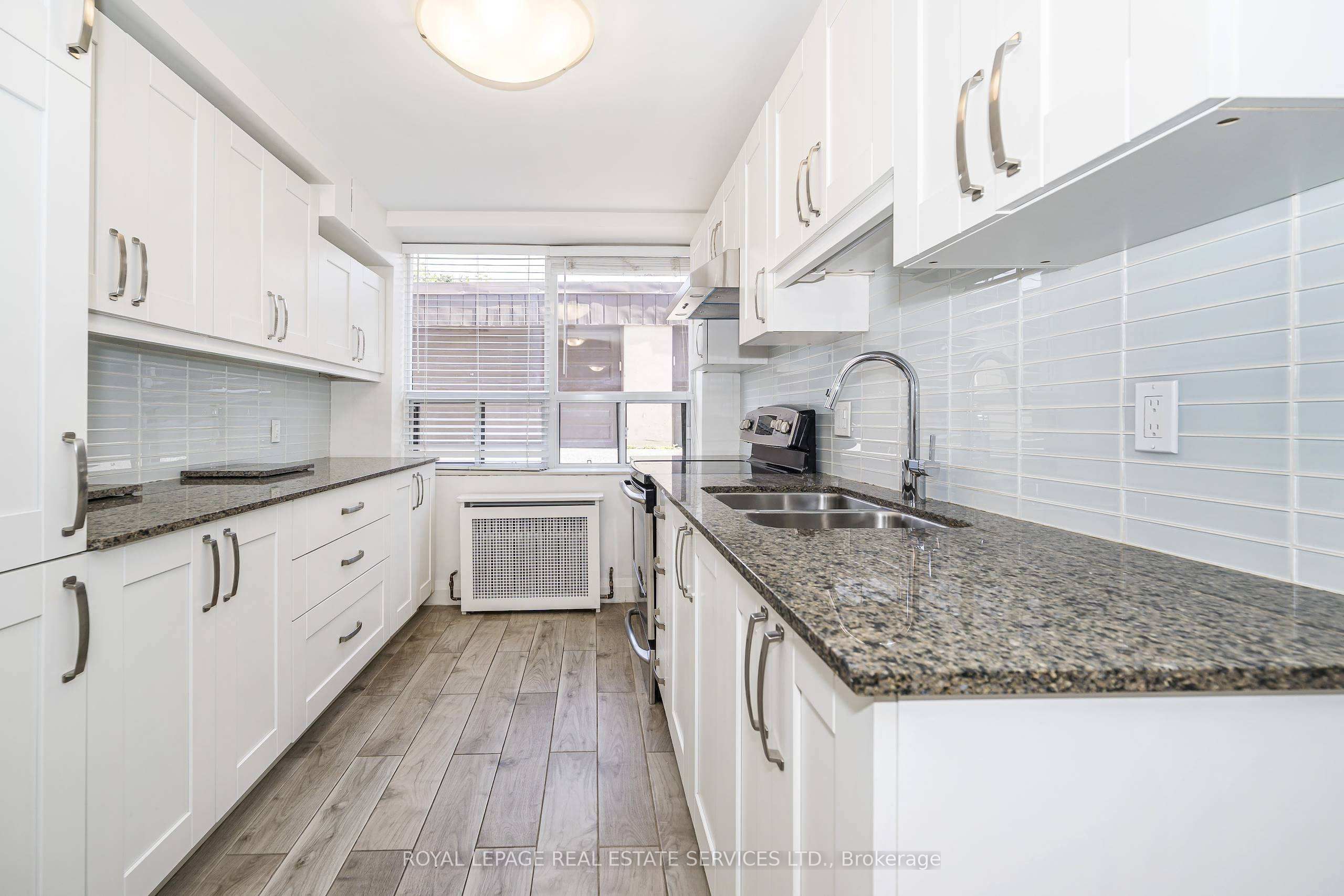 2637 Keele Street 1a Property Photo 14