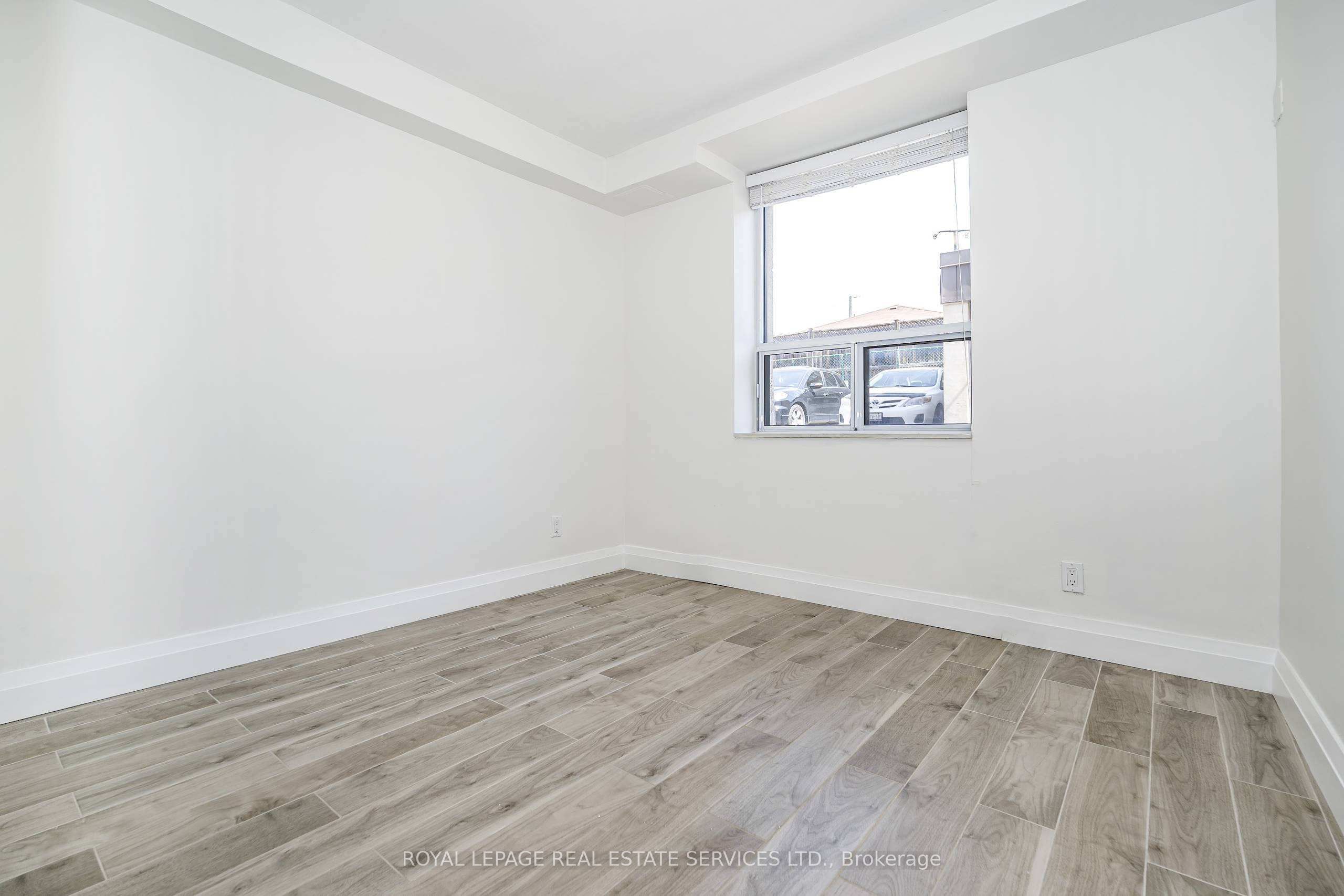 2637 Keele Street 1a Property Photo 19