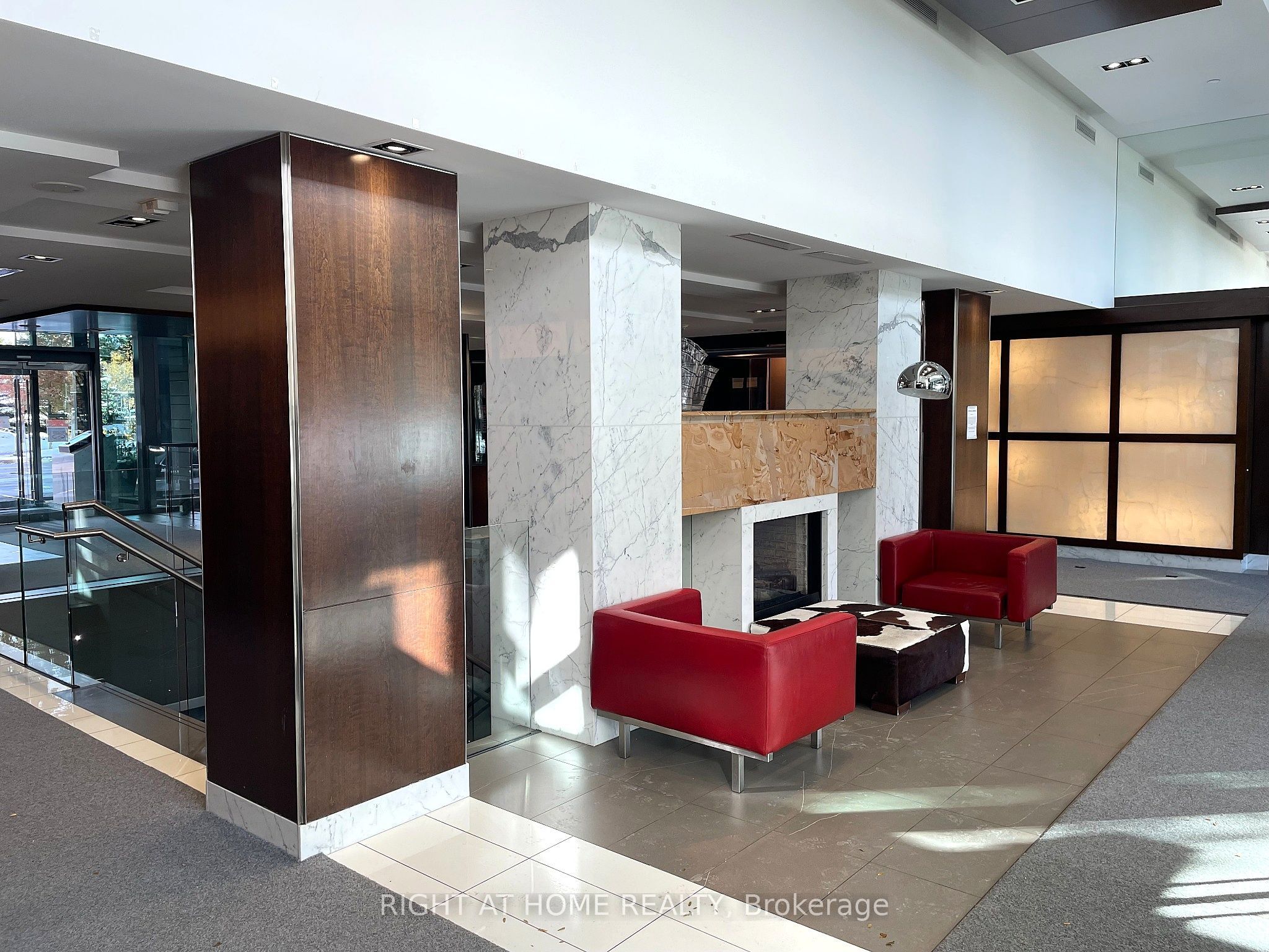 225 Sherway Gardens Road 105 Property Photo 16