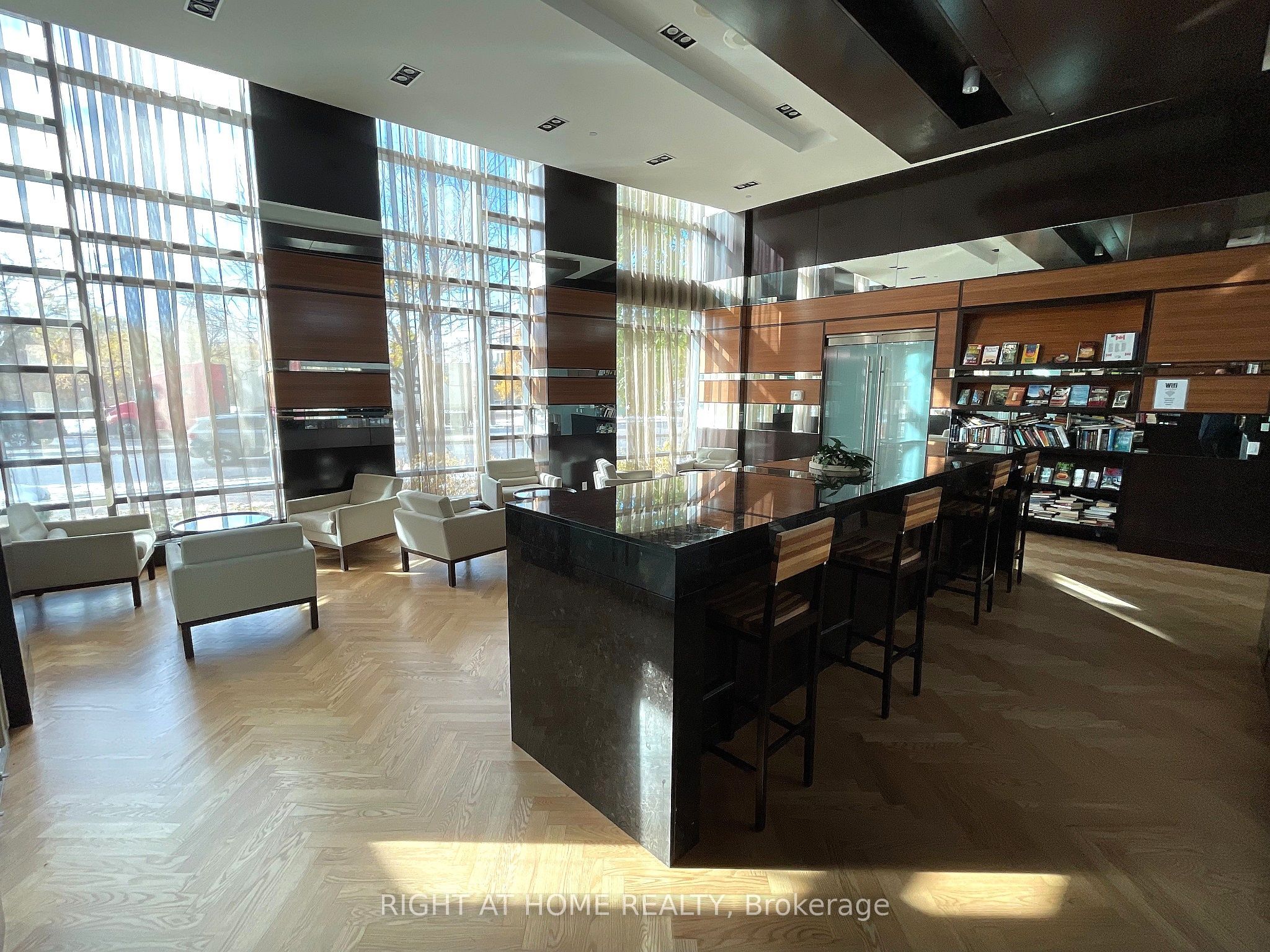 225 Sherway Gardens Road 105 Property Photo 19