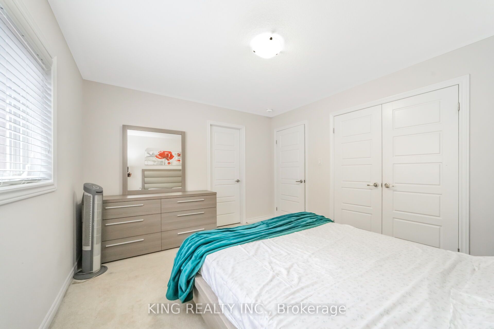 11 Malpass Street Property Photo 22