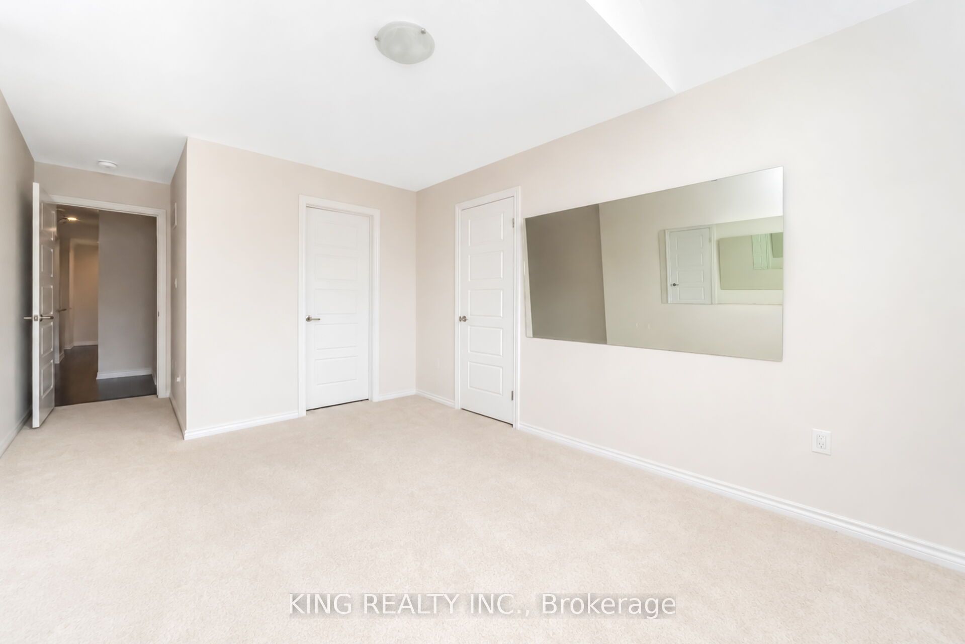 11 Malpass Street Property Photo 24