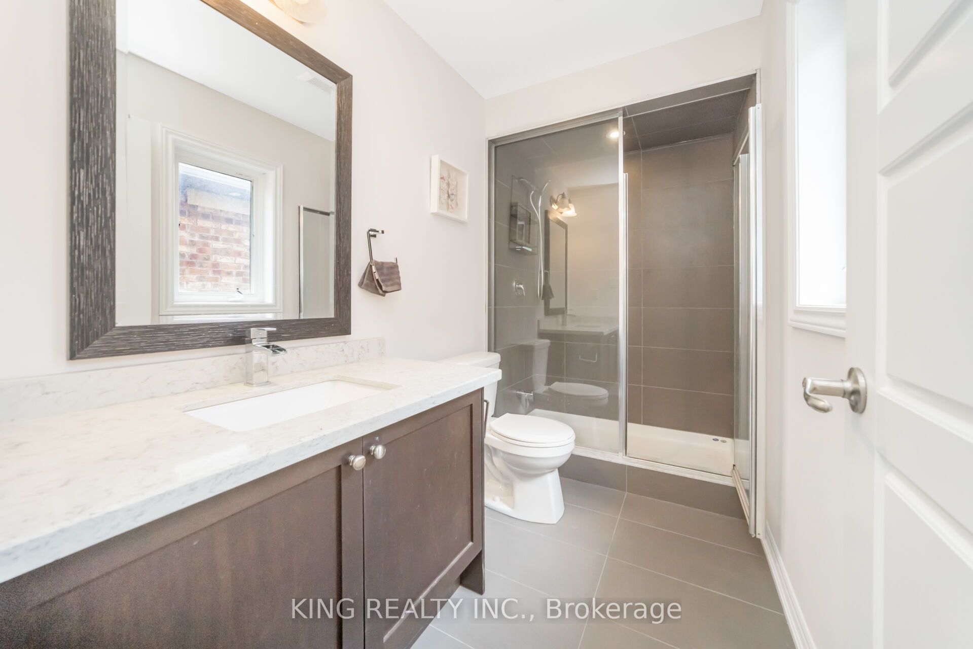 11 Malpass Street Property Photo 25
