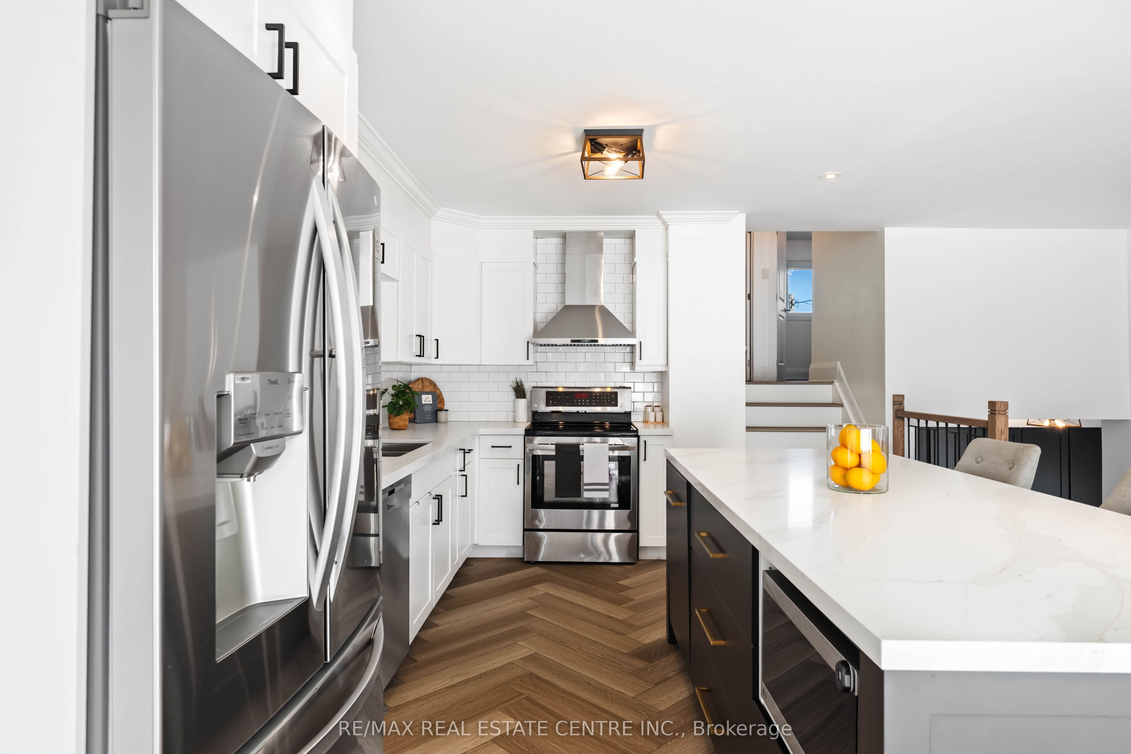 7 Madison Avenue Property Photo 15
