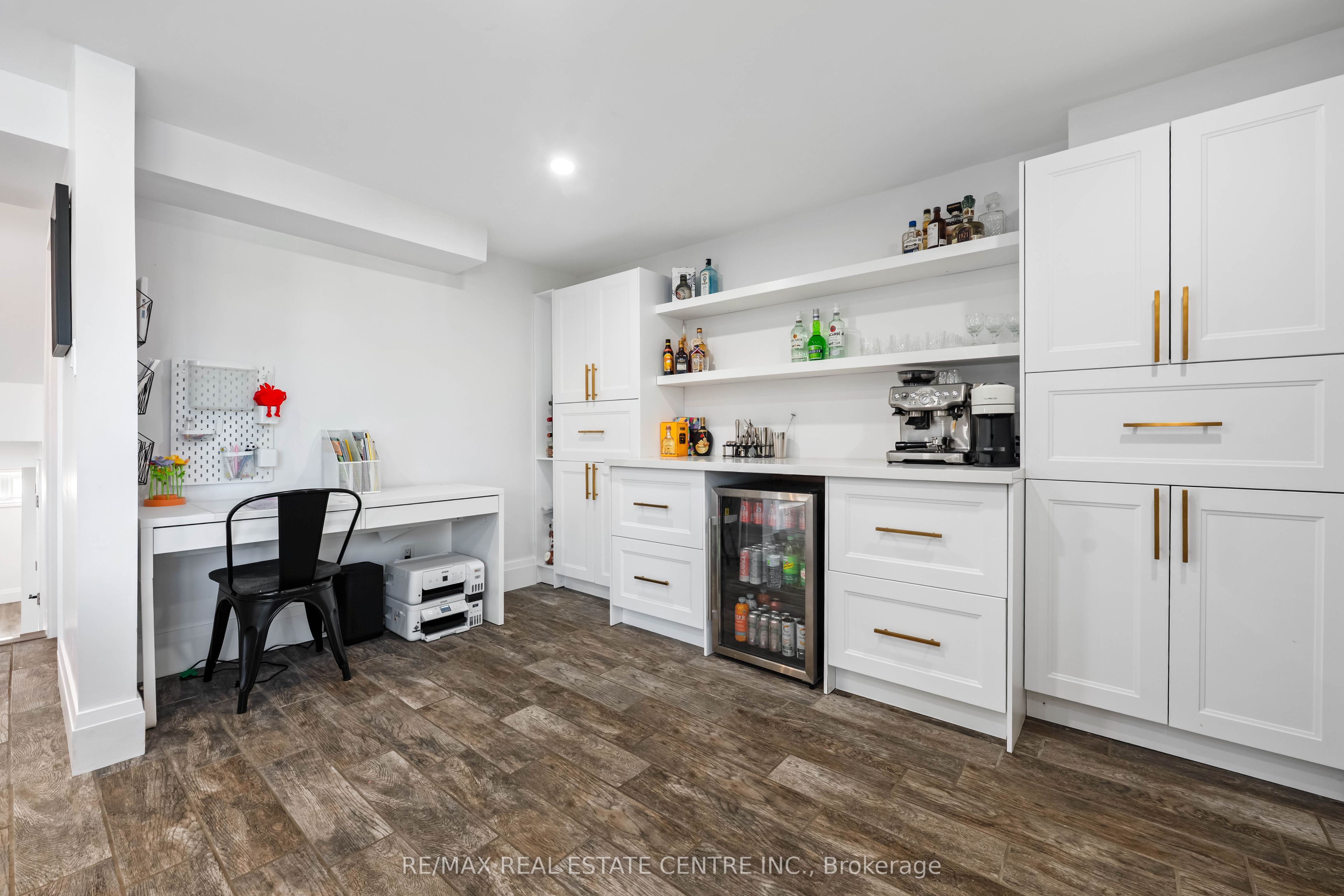 7 Madison Avenue Property Photo 26