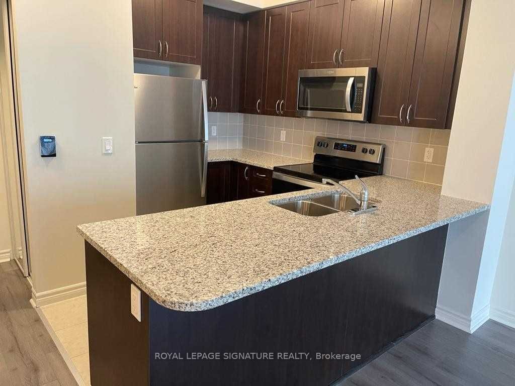 349 Rathburn Road 1509 Property Photo 6