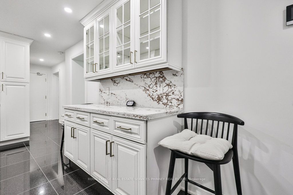 93 Park Street W 1 Property Photo 7