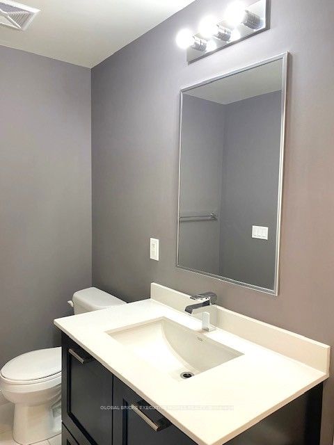 W13777040 Property Photo 12