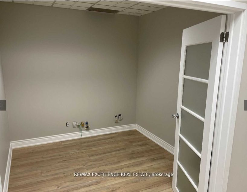 2896 South Sheridan Way 300 Property Photo 14