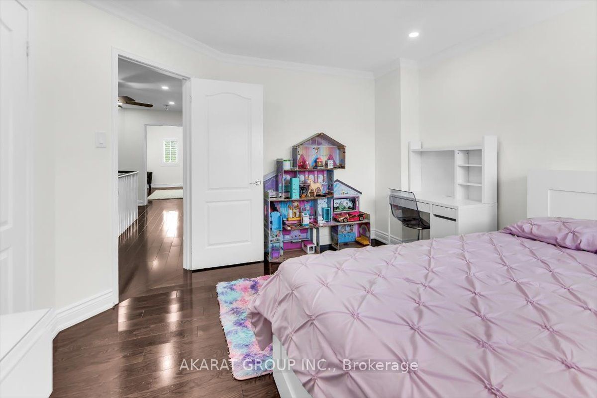 6907 Gracefield Drive Property Photo 23