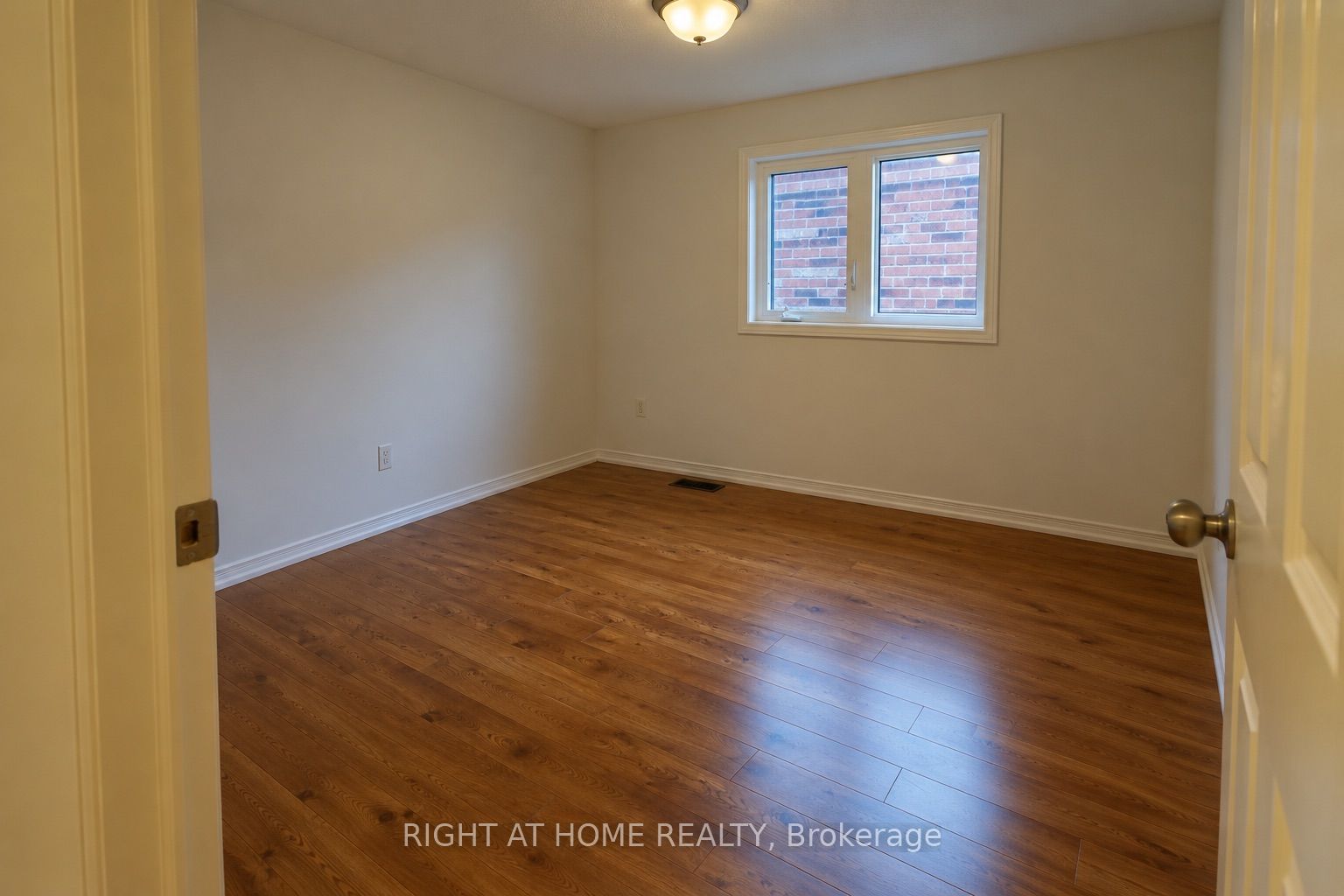 427 Chandler Crescent Property Photo 23