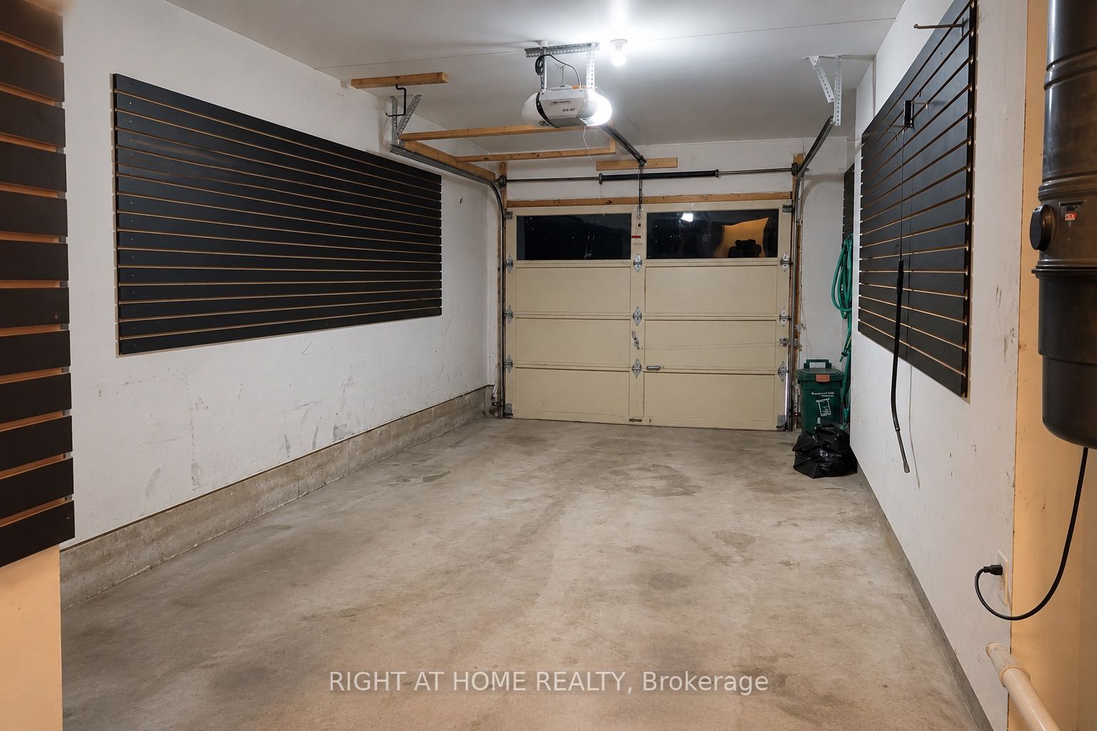 427 Chandler Crescent Property Photo 36