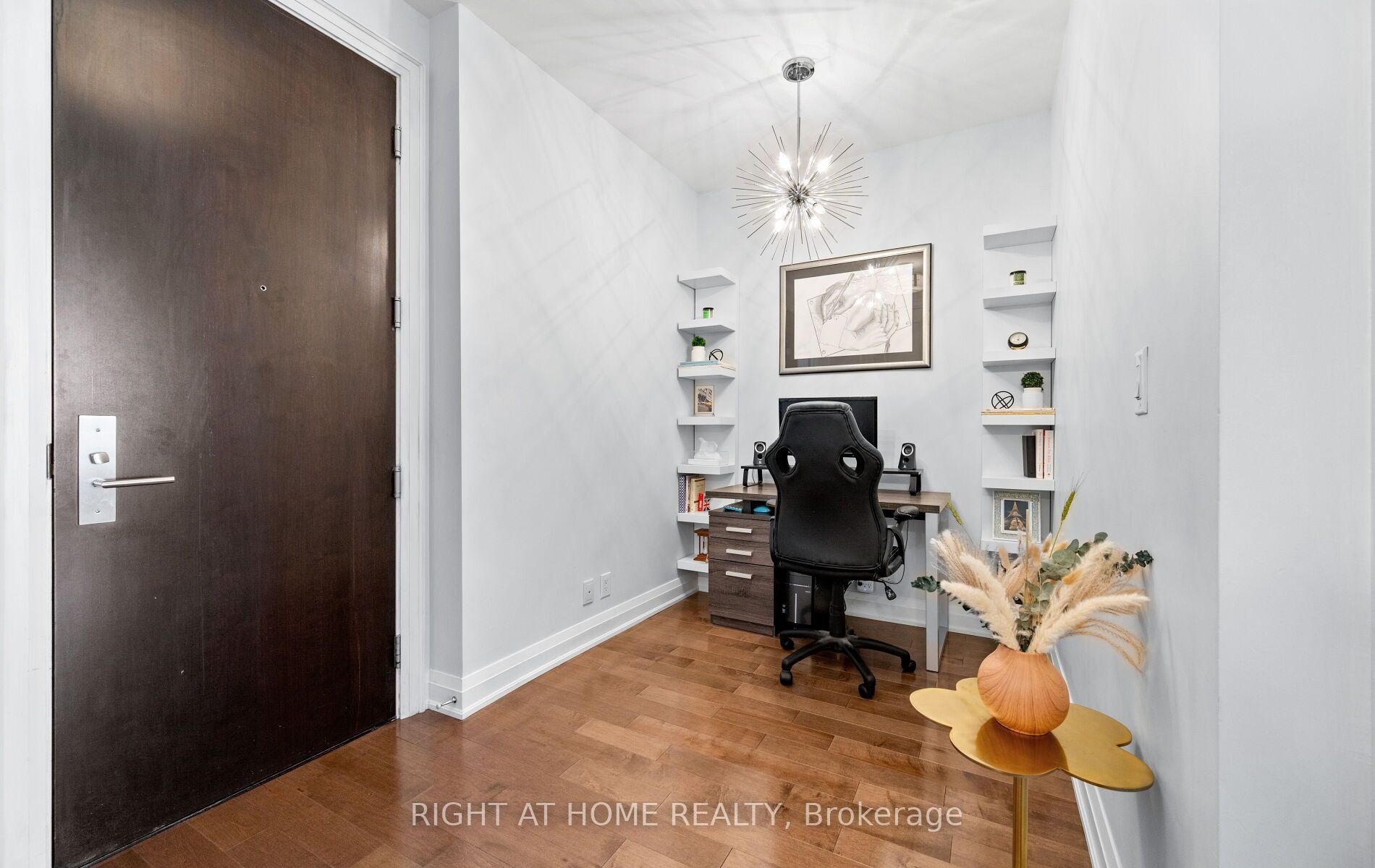 50 Absolute Avenue 4902 Lph Property Photo 6