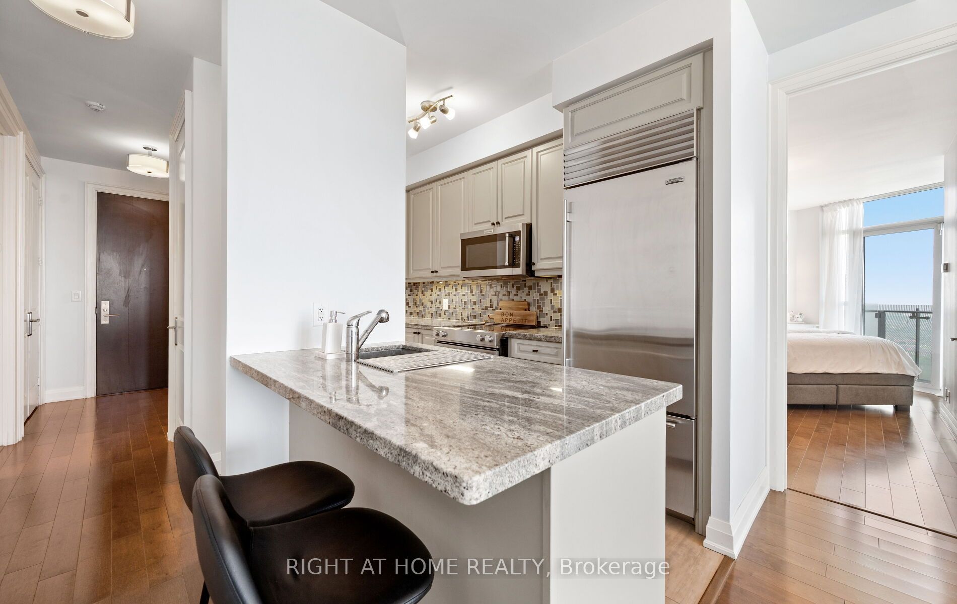 50 Absolute Avenue 4902 Lph Property Photo 13