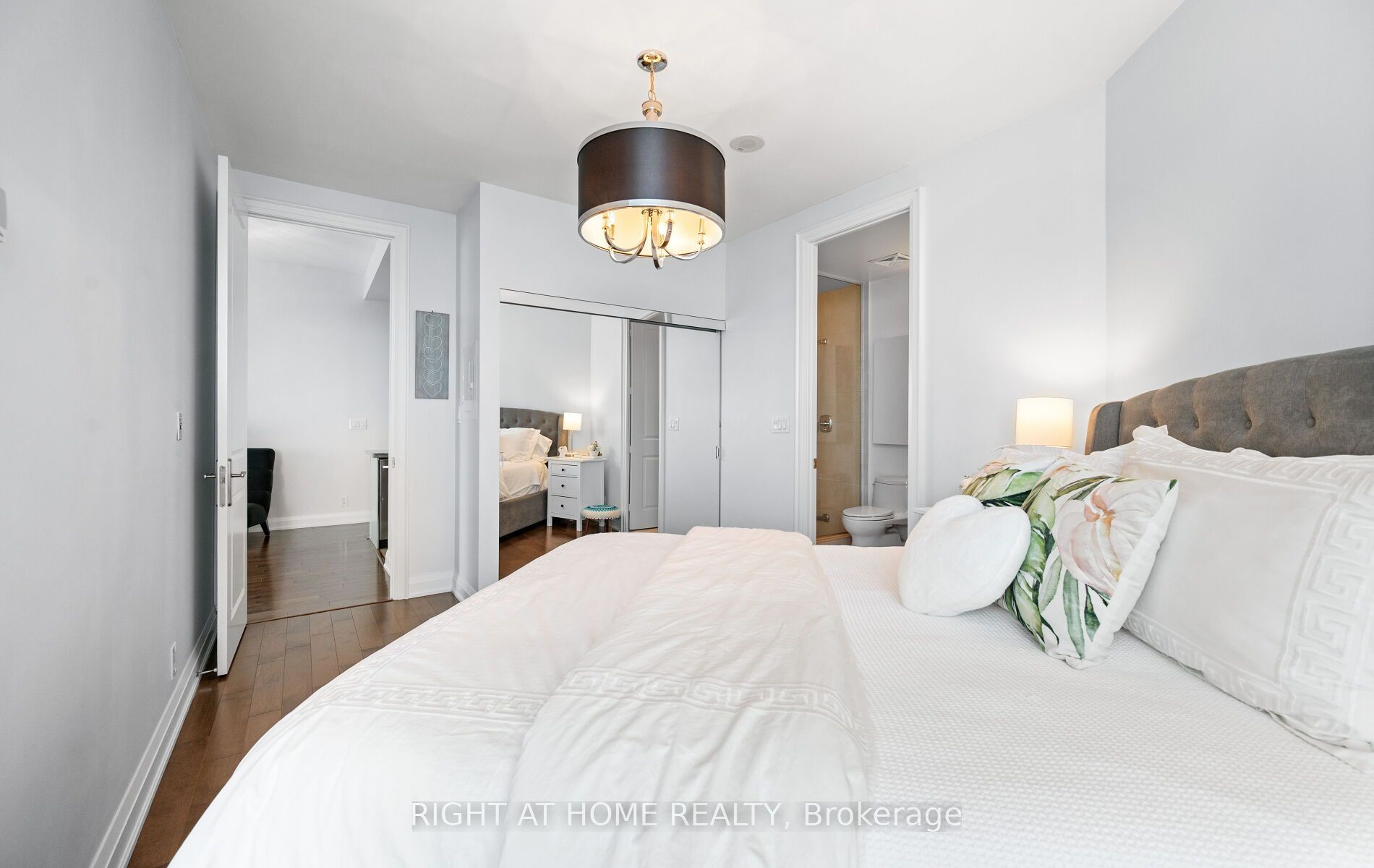 50 Absolute Avenue 4902 Lph Property Photo 17